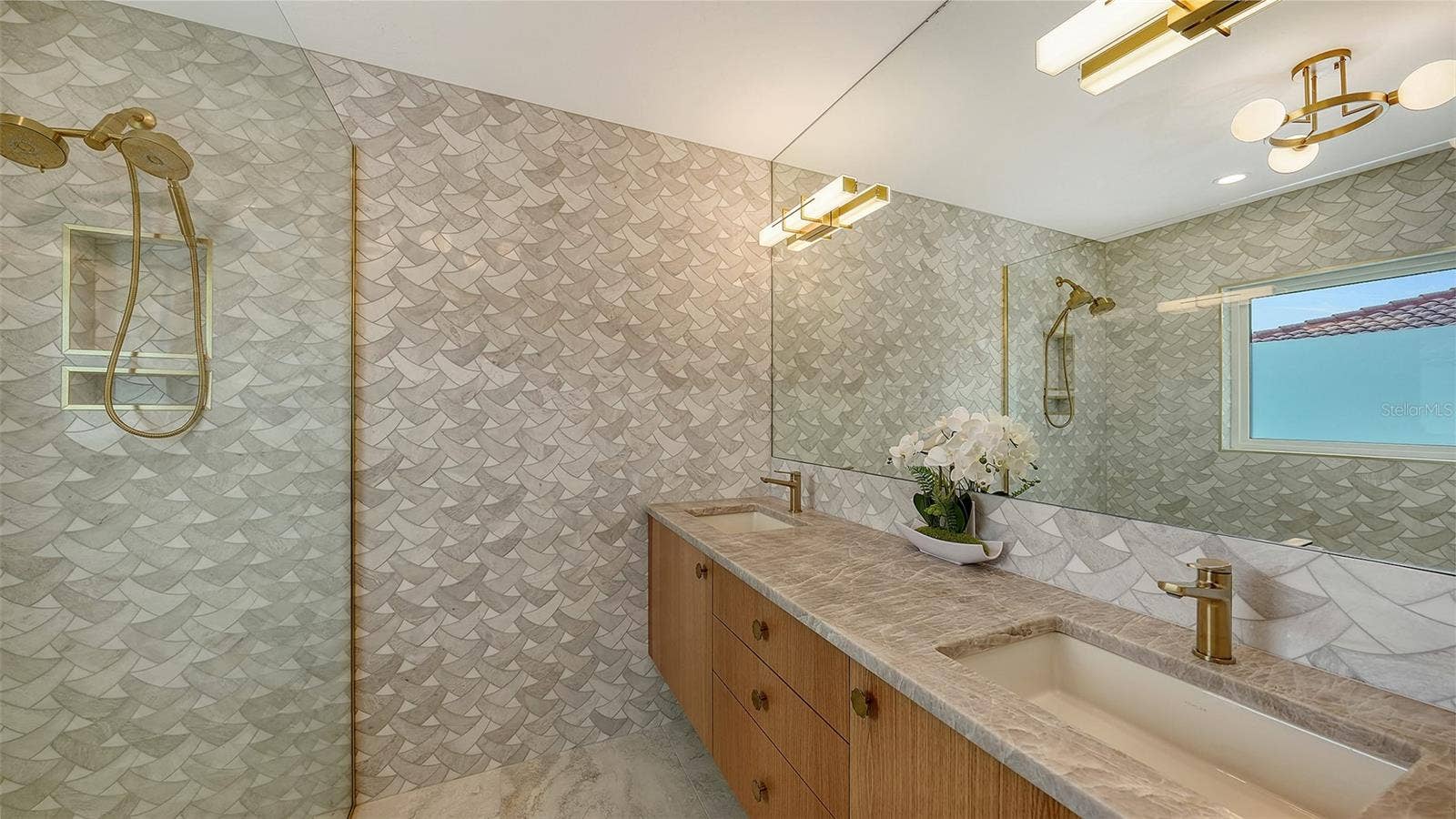 1967 BROOKHAVEN DRIVE, Sarasota, FL 34239 1967 BROOKHAVEN DRIVE, Sarasota, FL 34239