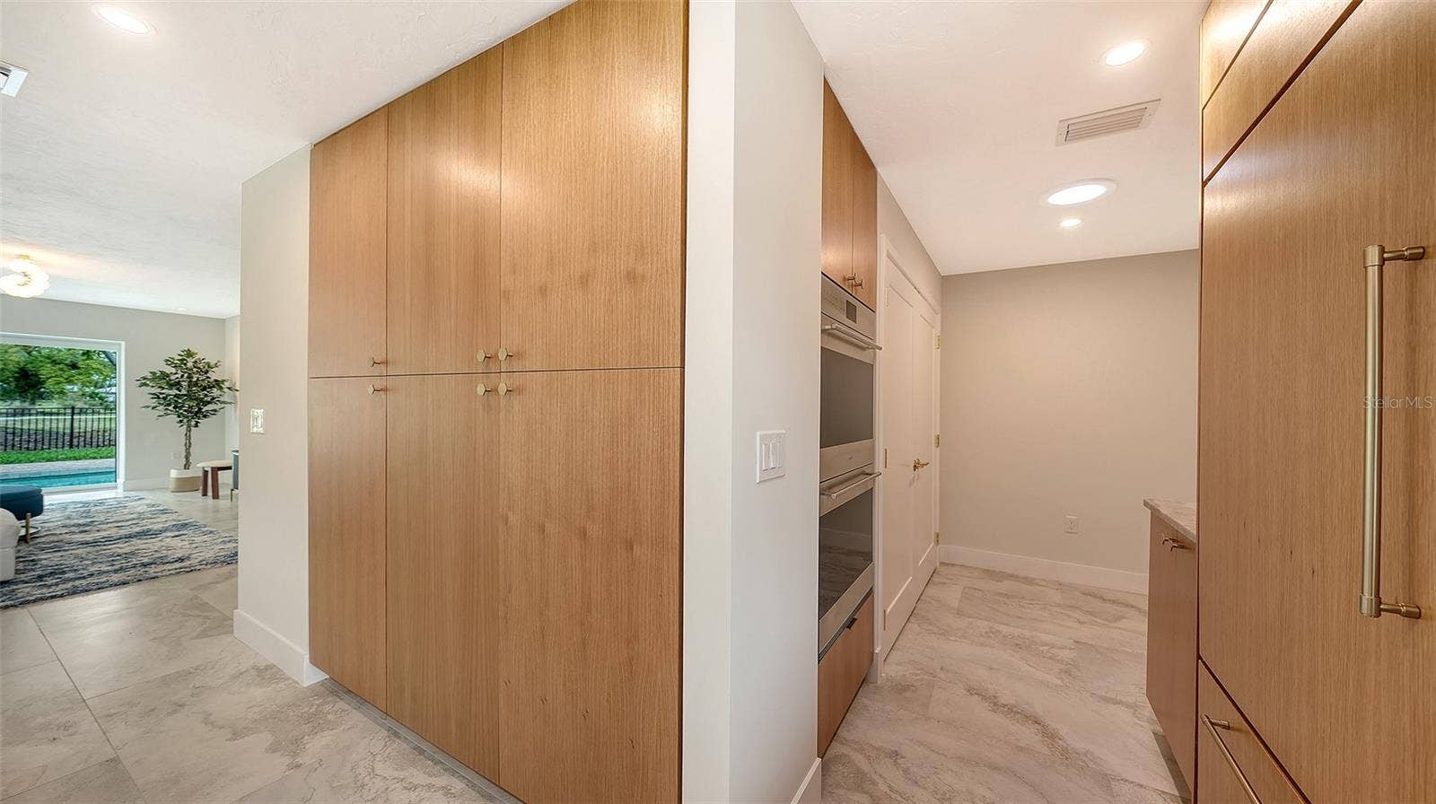 1967 BROOKHAVEN DRIVE, Sarasota, FL 34239 1967 BROOKHAVEN DRIVE, Sarasota, FL 34239