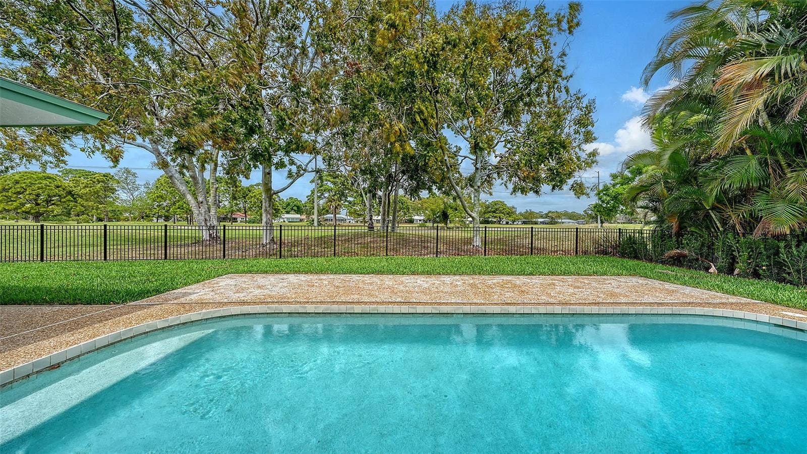 1967 BROOKHAVEN DRIVE, Sarasota, FL 34239 1967 BROOKHAVEN DRIVE, Sarasota, FL 34239