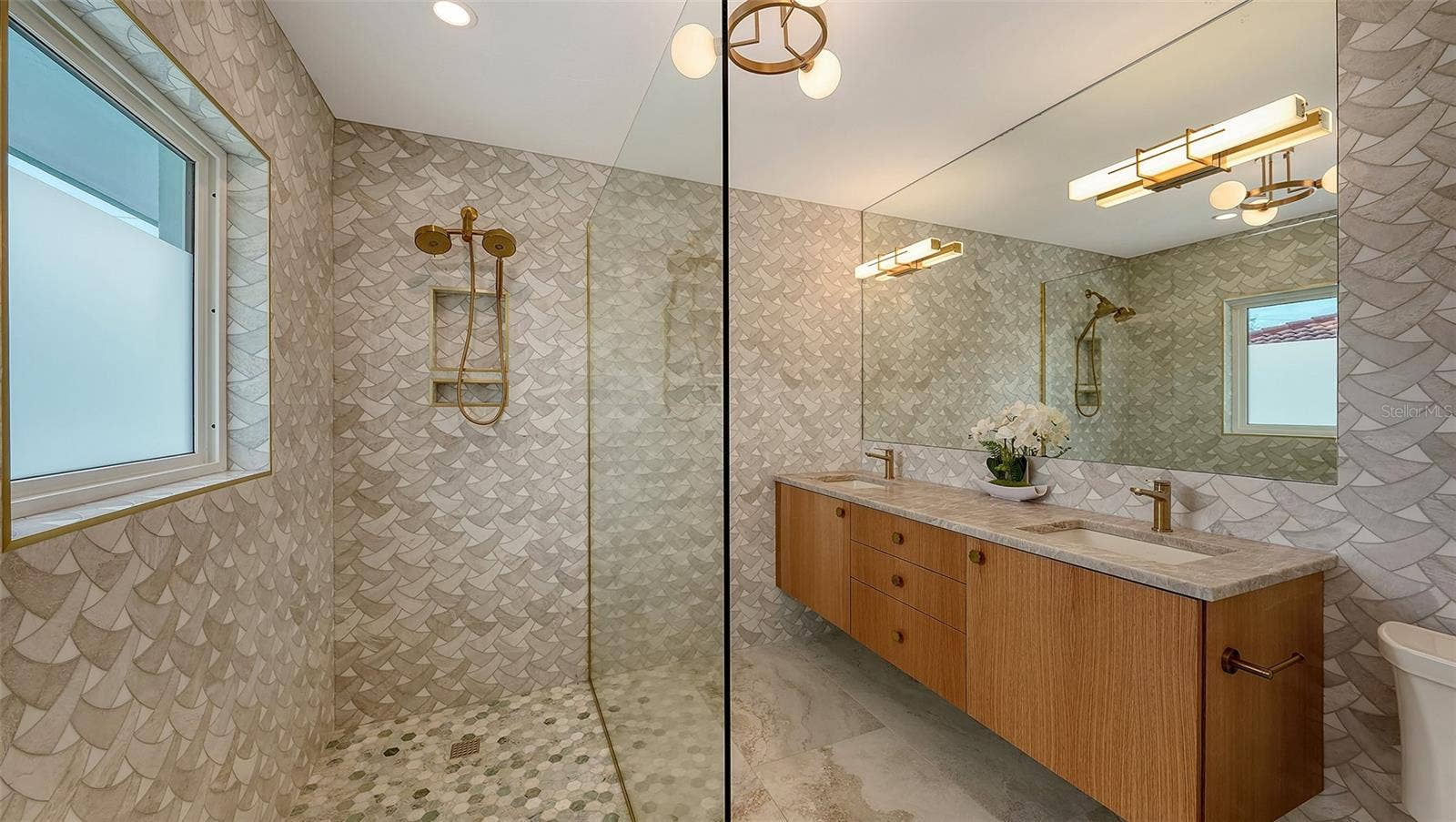1967 BROOKHAVEN DRIVE, Sarasota, FL 34239 1967 BROOKHAVEN DRIVE, Sarasota, FL 34239