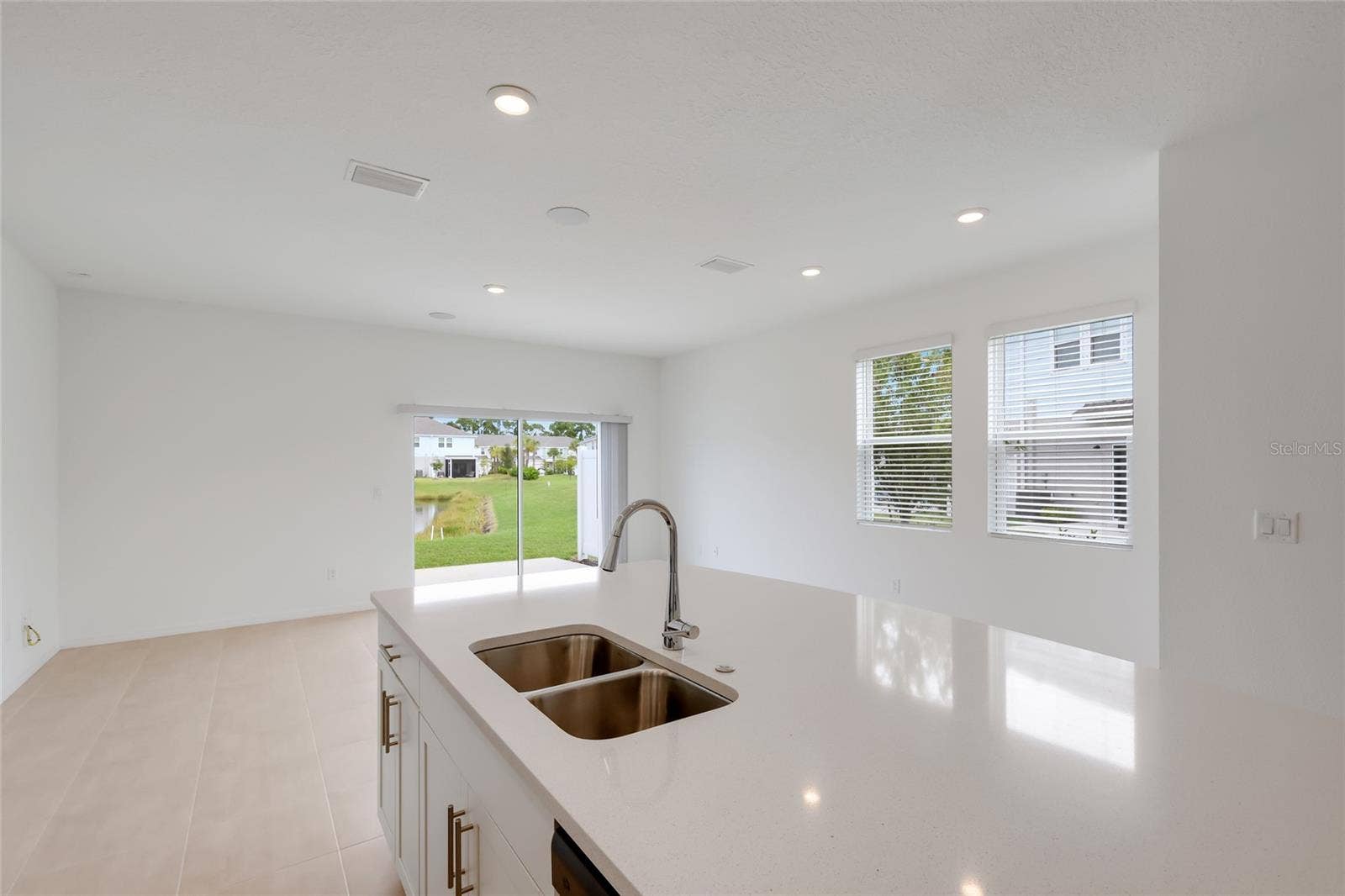 15150 GINETTI STREET, Nokomis, FL 34275 The family room has ample room for a large entertainment center or to hang a large flat screen television for the ultimate in family entertainment!