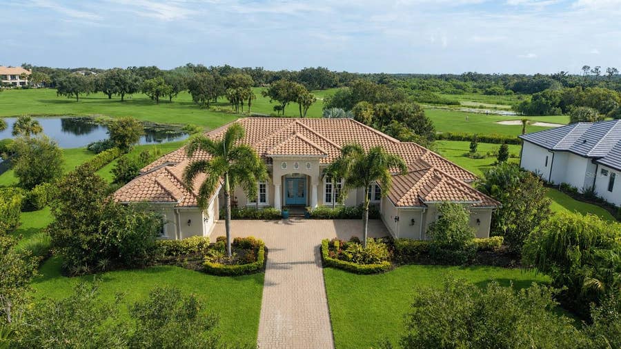 Property photo for 3737 FOUNDERS CLUB DRIVE, Sarasota, FL