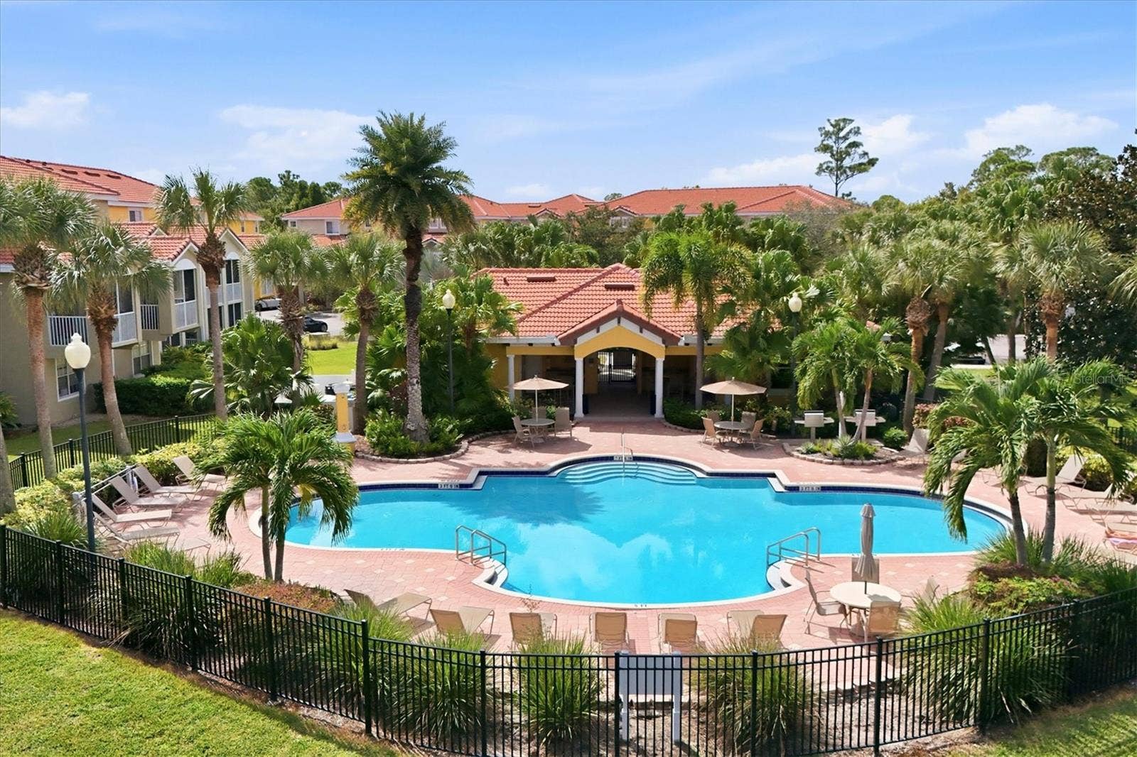 5711 BENTGRASS DRIVE, #19-102, Sarasota, FL 34235 5711 BENTGRASS DRIVE, #19-102, Sarasota, FL 34235