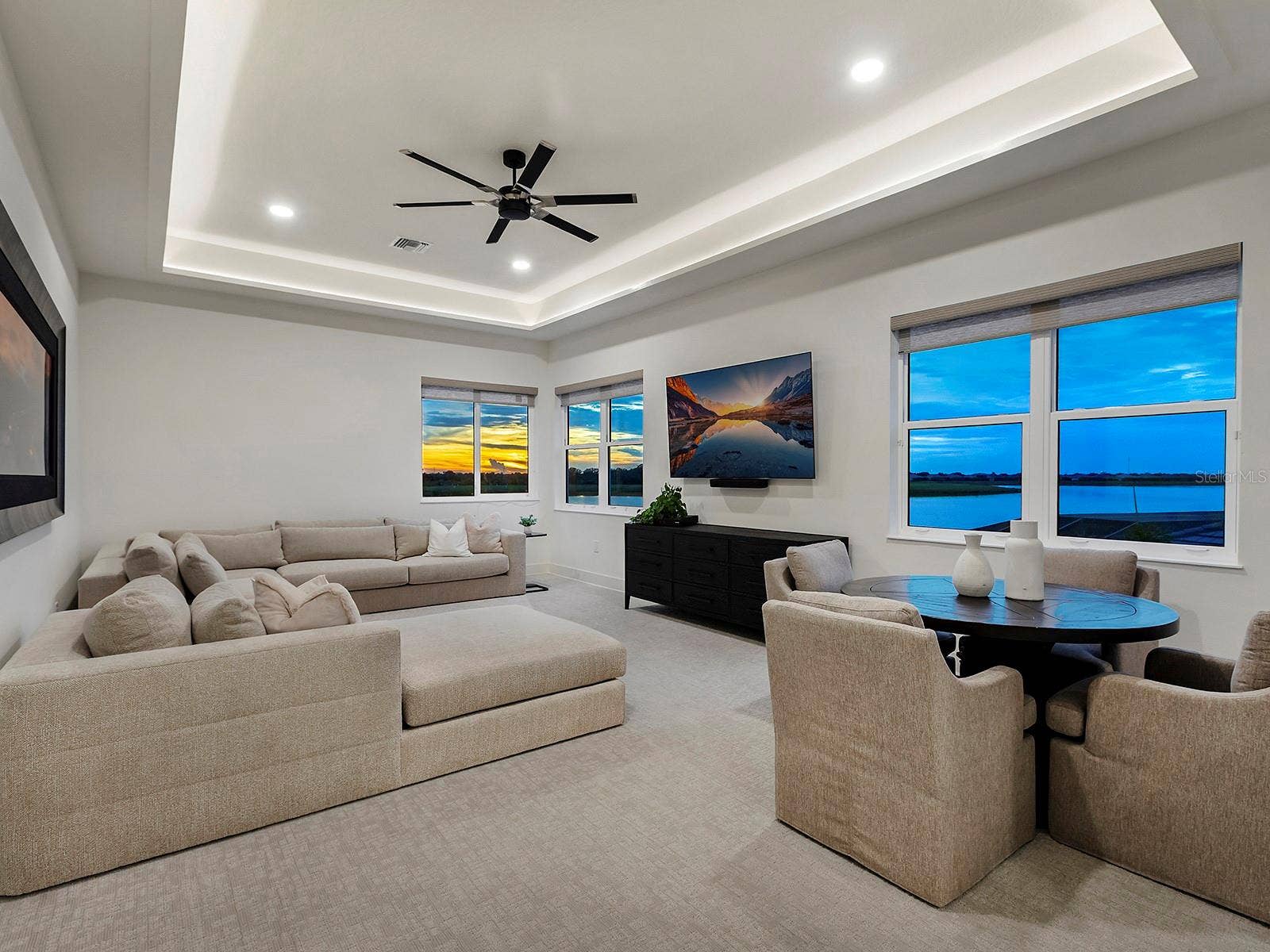 1320 IVORY TUSK CIRCLE, Sarasota, FL 34240 Spacious bonus room