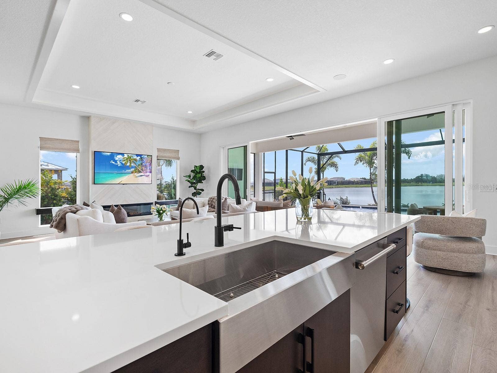 1320 IVORY TUSK CIRCLE, Sarasota, FL 34240 1320 IVORY TUSK CIRCLE, Sarasota, FL 34240