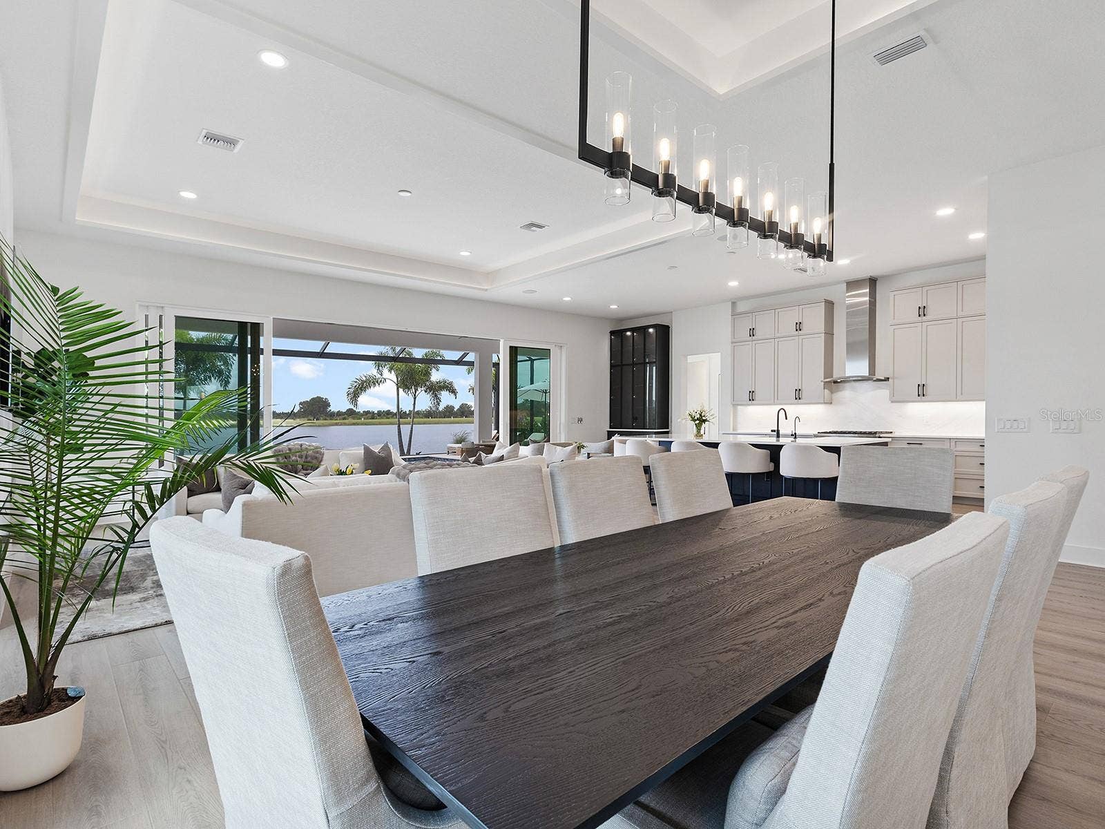 1320 IVORY TUSK CIRCLE, Sarasota, FL 34240 1320 IVORY TUSK CIRCLE, Sarasota, FL 34240