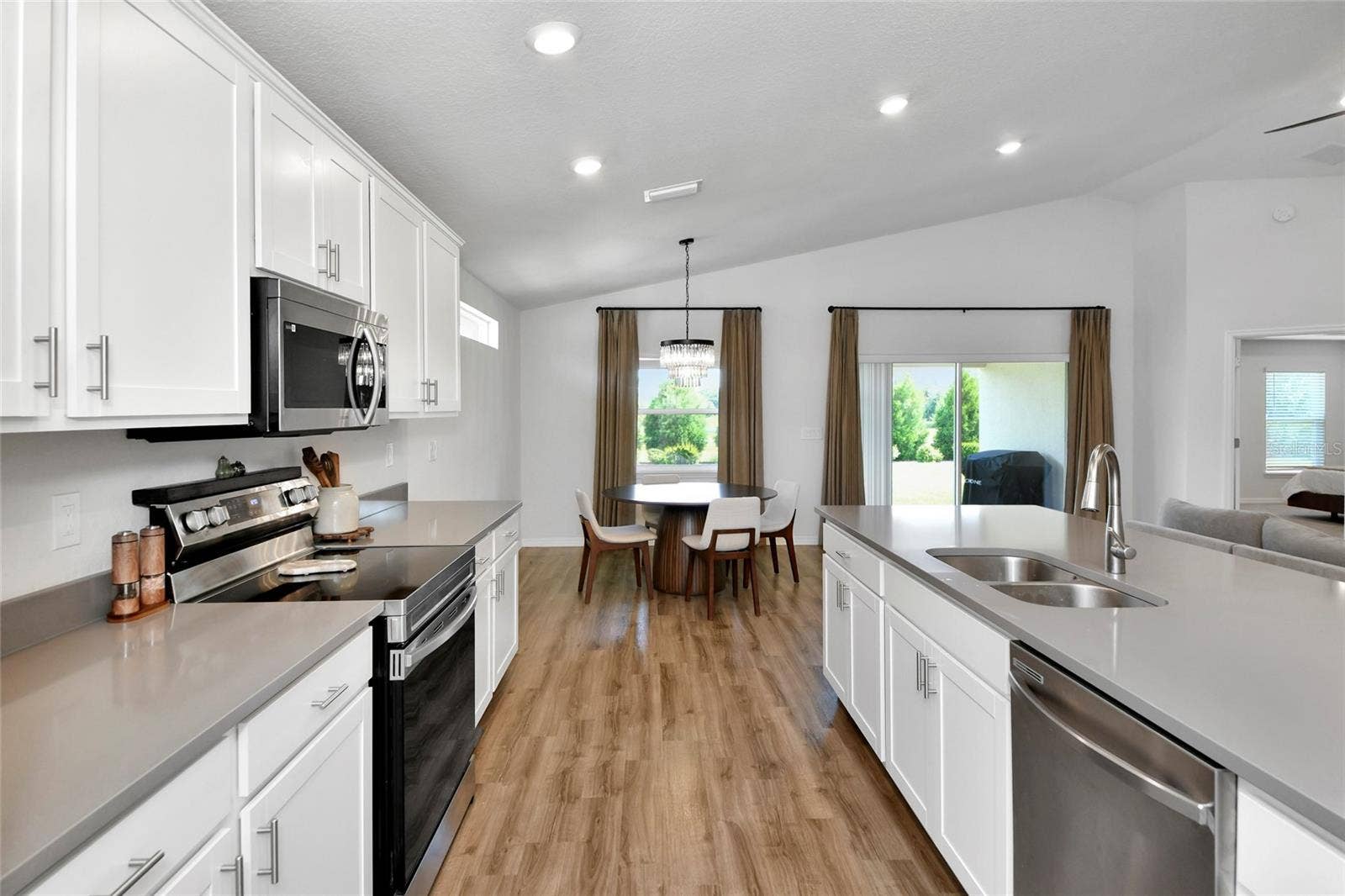 6528 166TH PLACE E, Parrish, FL 34219 6528 166TH PLACE E, Parrish, FL 34219