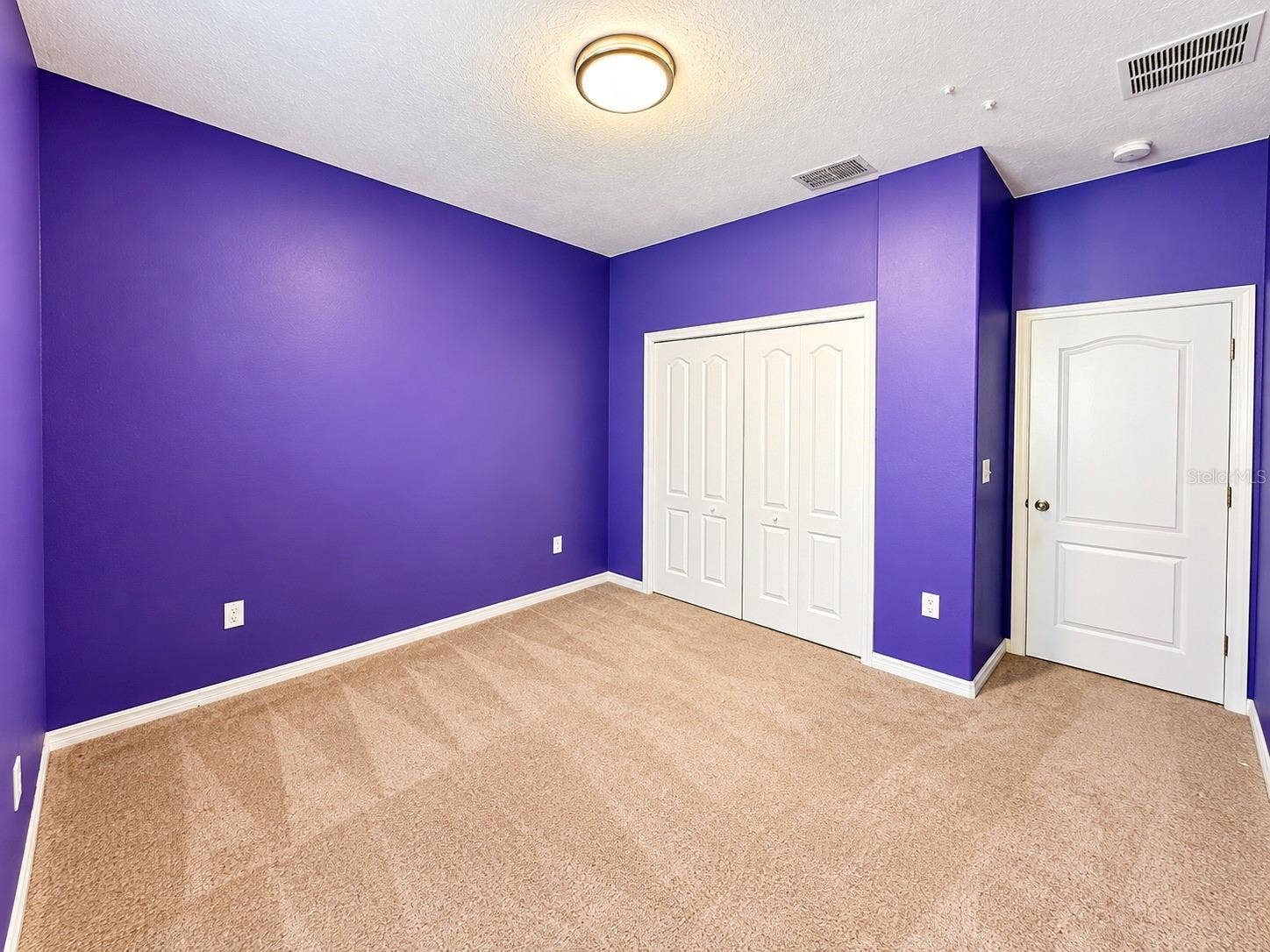 3748 ROUND TABLE COURT, Land O Lakes, FL 34638