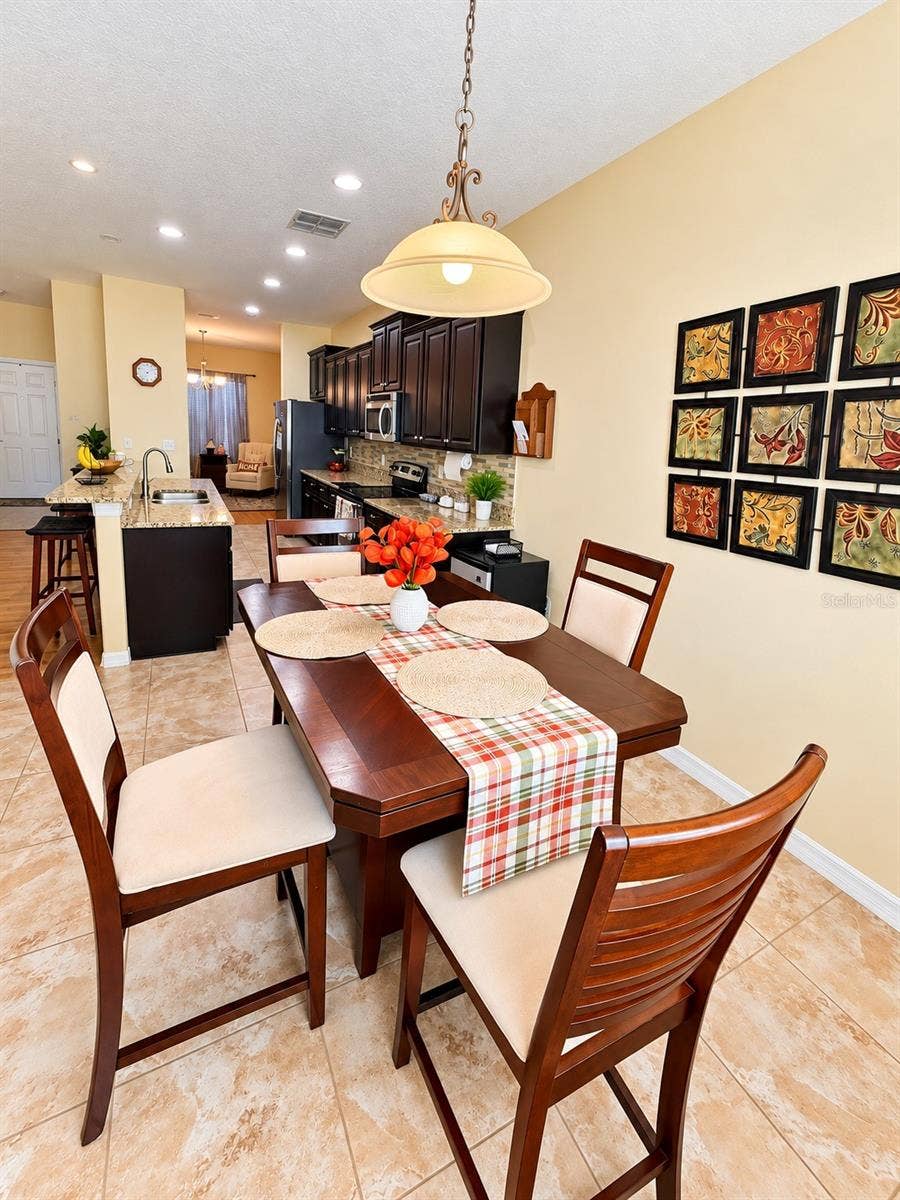 3748 ROUND TABLE COURT, Land O Lakes, FL 34638