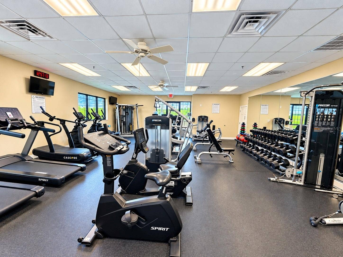 3748 ROUND TABLE COURT, Land O Lakes, FL 34638