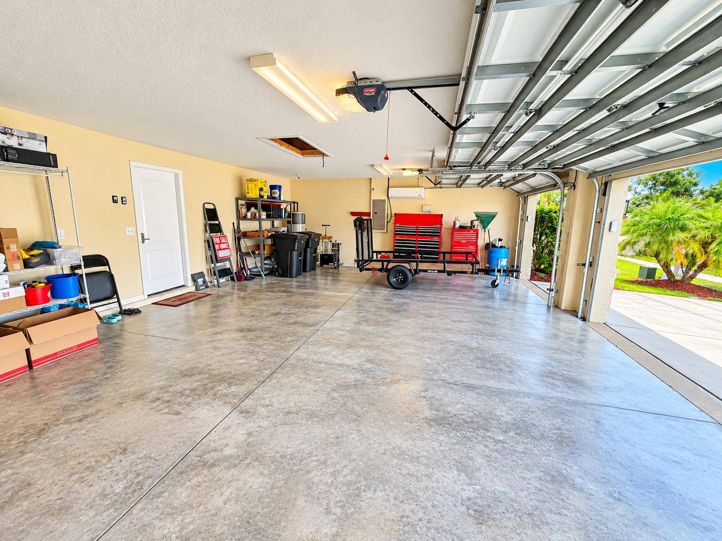 3748 ROUND TABLE COURT, Land O Lakes, FL 34638
