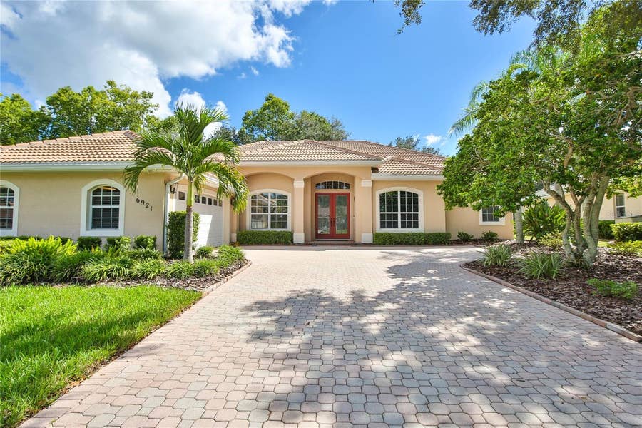 Property photo for 6921 CONESTOGA PLACE, Bradenton, FL