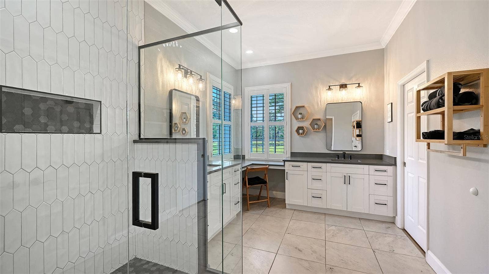 19005 69TH AVENUE E, Bradenton, FL 34211 19005 69TH AVENUE E, Bradenton, FL 34211