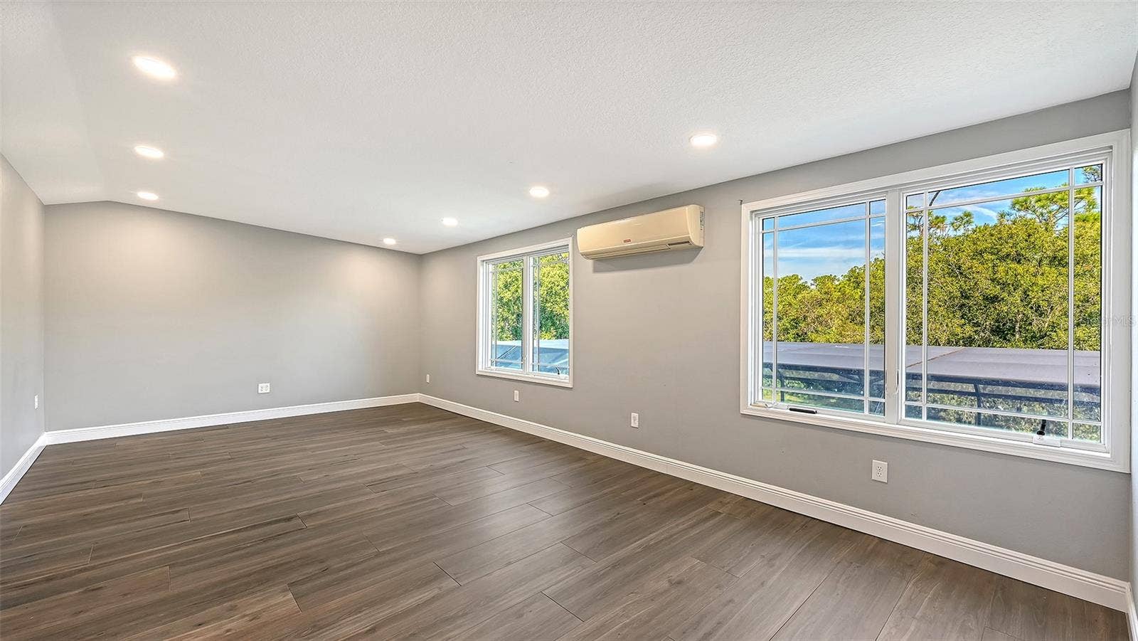 19005 69TH AVENUE E, Bradenton, FL 34211 19005 69TH AVENUE E, Bradenton, FL 34211