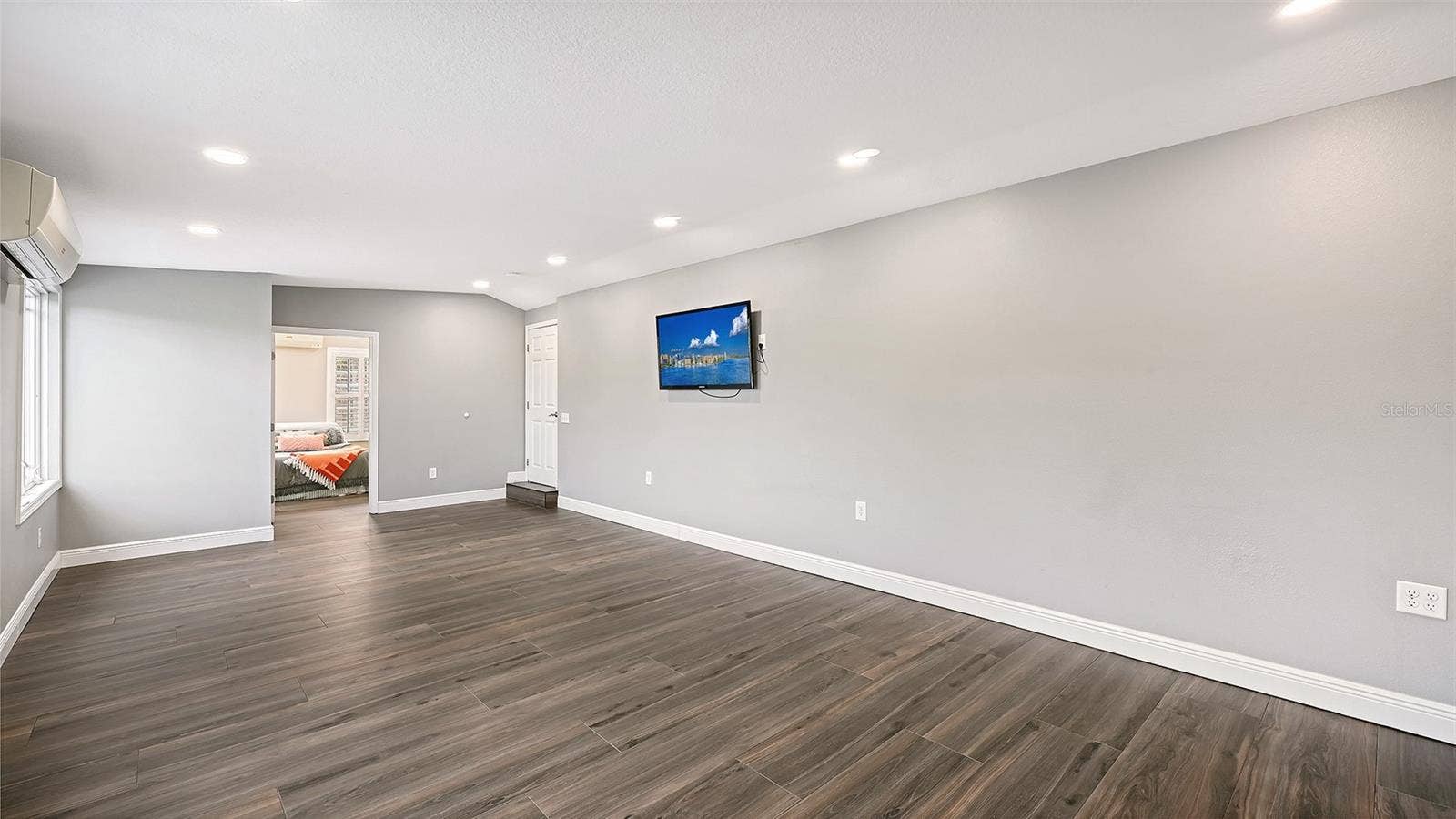 19005 69TH AVENUE E, Bradenton, FL 34211 19005 69TH AVENUE E, Bradenton, FL 34211