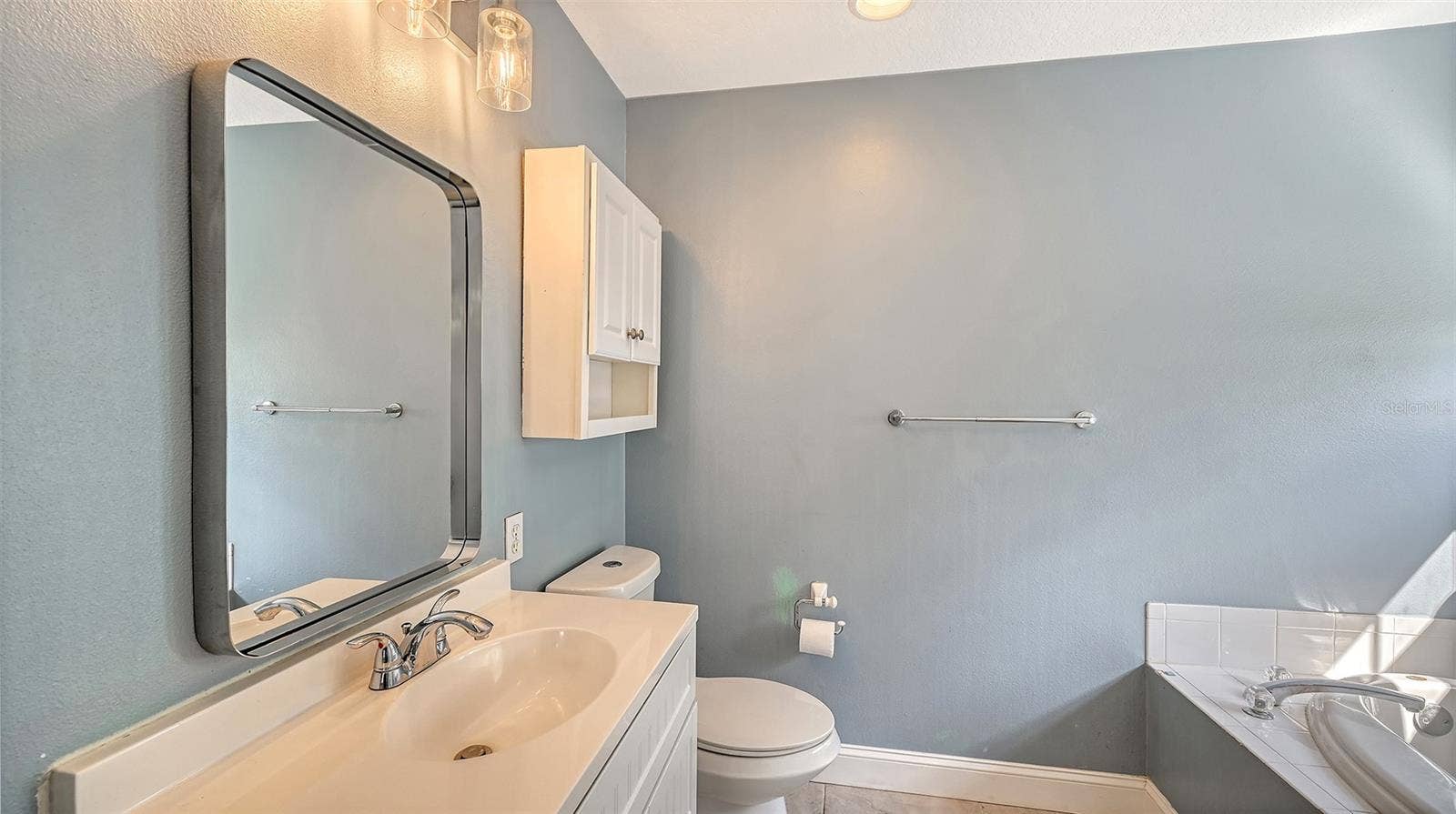 19005 69TH AVENUE E, Bradenton, FL 34211 19005 69TH AVENUE E, Bradenton, FL 34211
