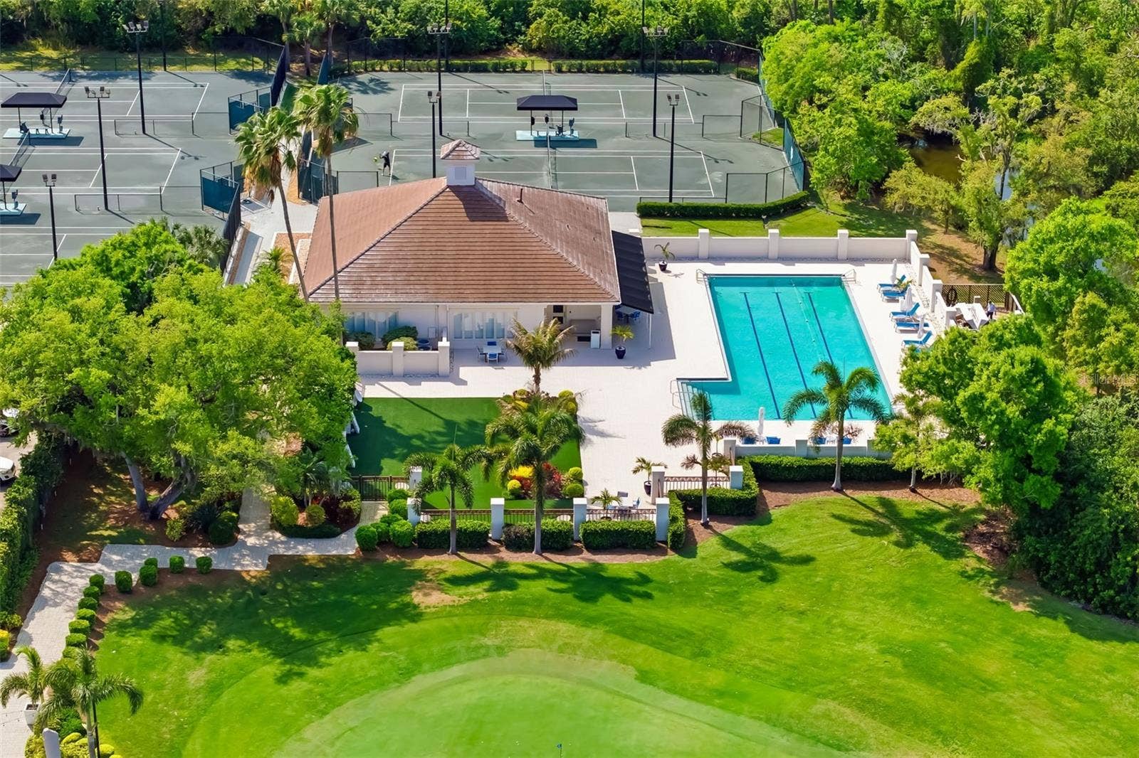 4602 ROYAL DORNOCH CIRCLE, Bradenton, FL 34211 4602 ROYAL DORNOCH CIRCLE, Bradenton, FL 34211