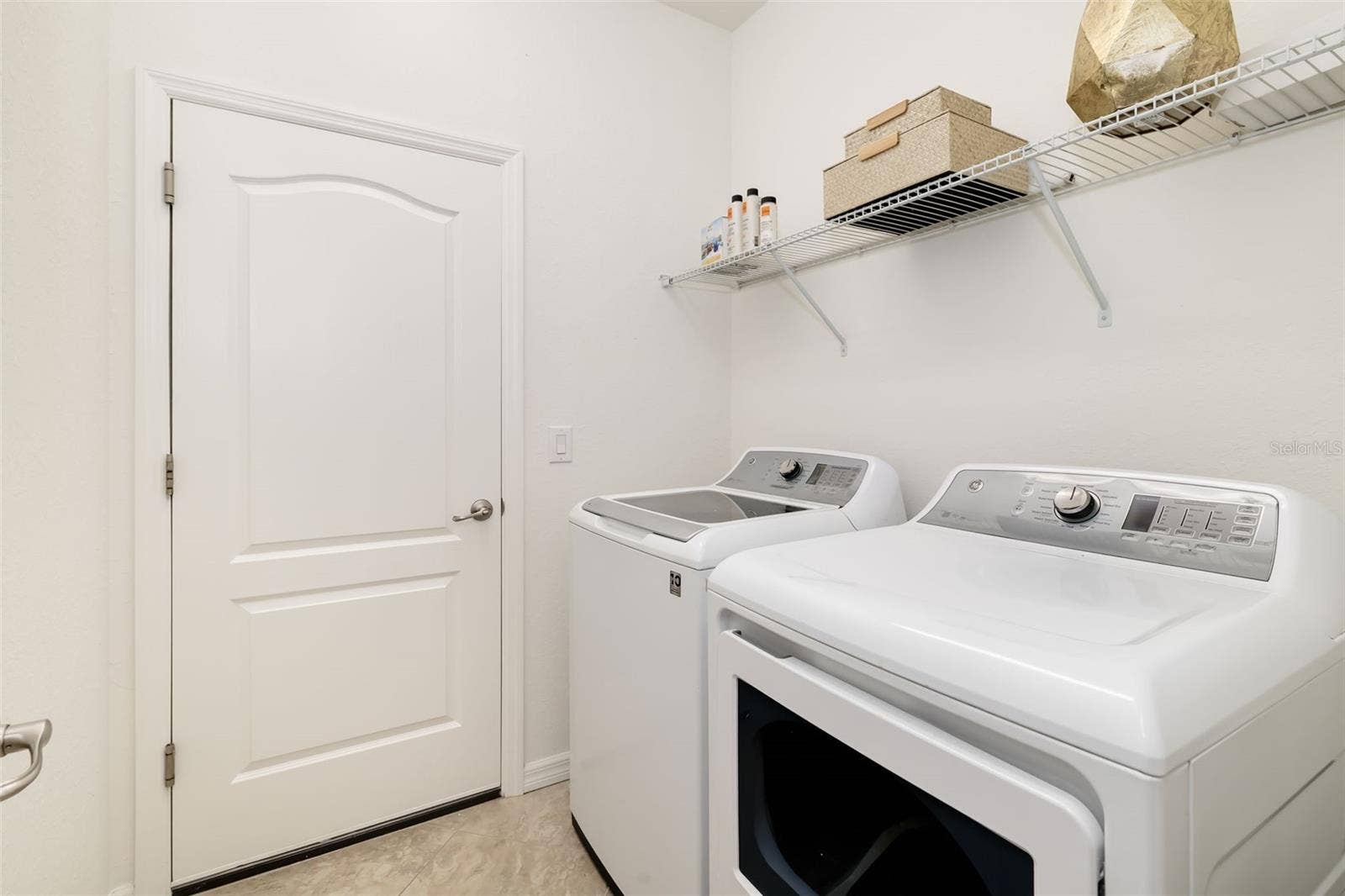 4602 ROYAL DORNOCH CIRCLE, Bradenton, FL 34211 4602 ROYAL DORNOCH CIRCLE, Bradenton, FL 34211