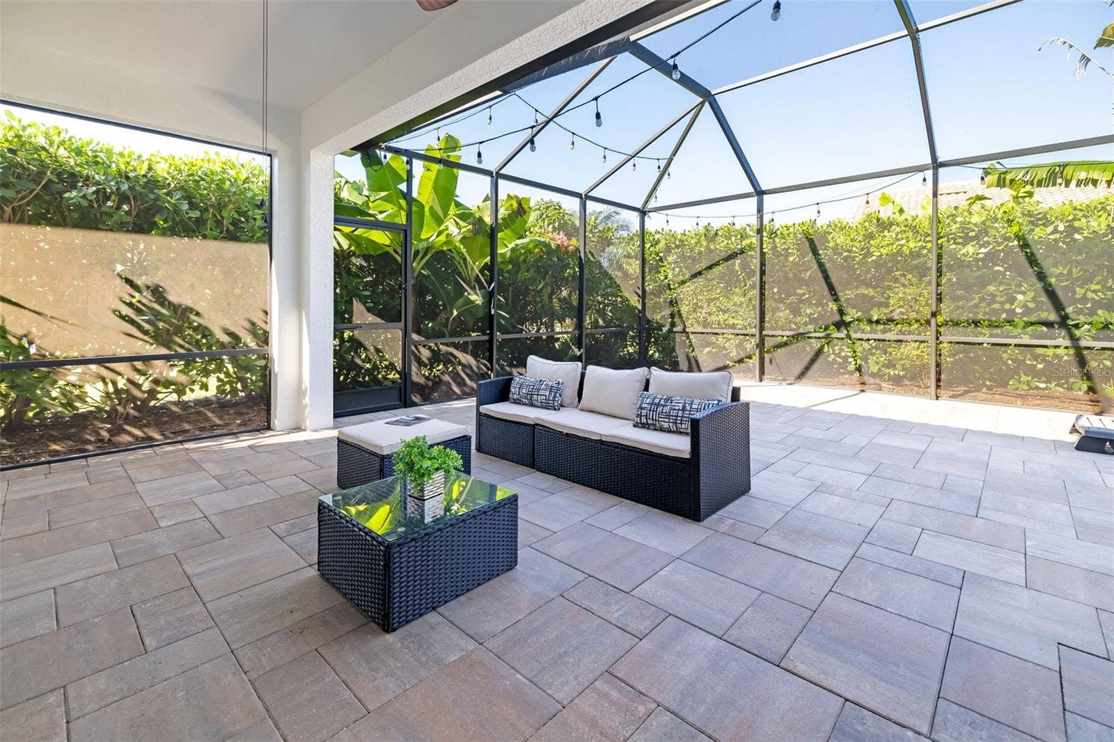 4602 ROYAL DORNOCH CIRCLE, Bradenton, FL 34211 4602 ROYAL DORNOCH CIRCLE, Bradenton, FL 34211