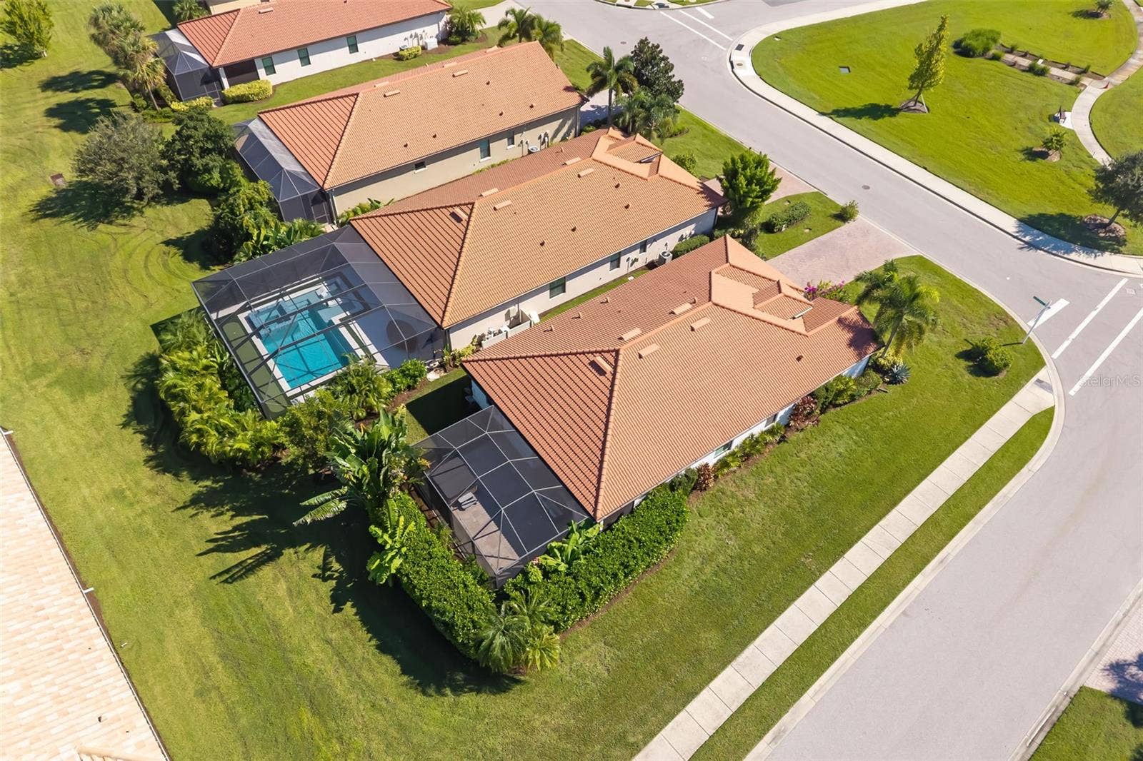 4602 ROYAL DORNOCH CIRCLE, Bradenton, FL 34211 4602 ROYAL DORNOCH CIRCLE, Bradenton, FL 34211
