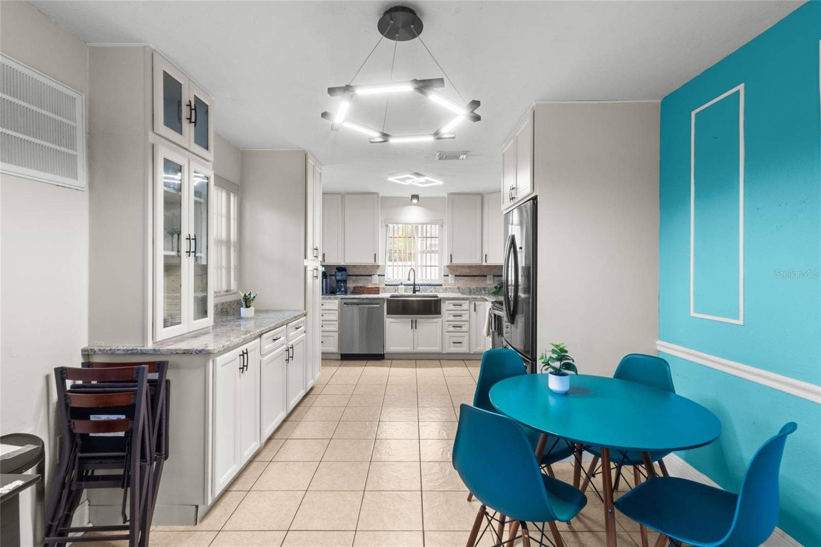 5318 17TH STREET W, Bradenton, FL 34207 Unit B