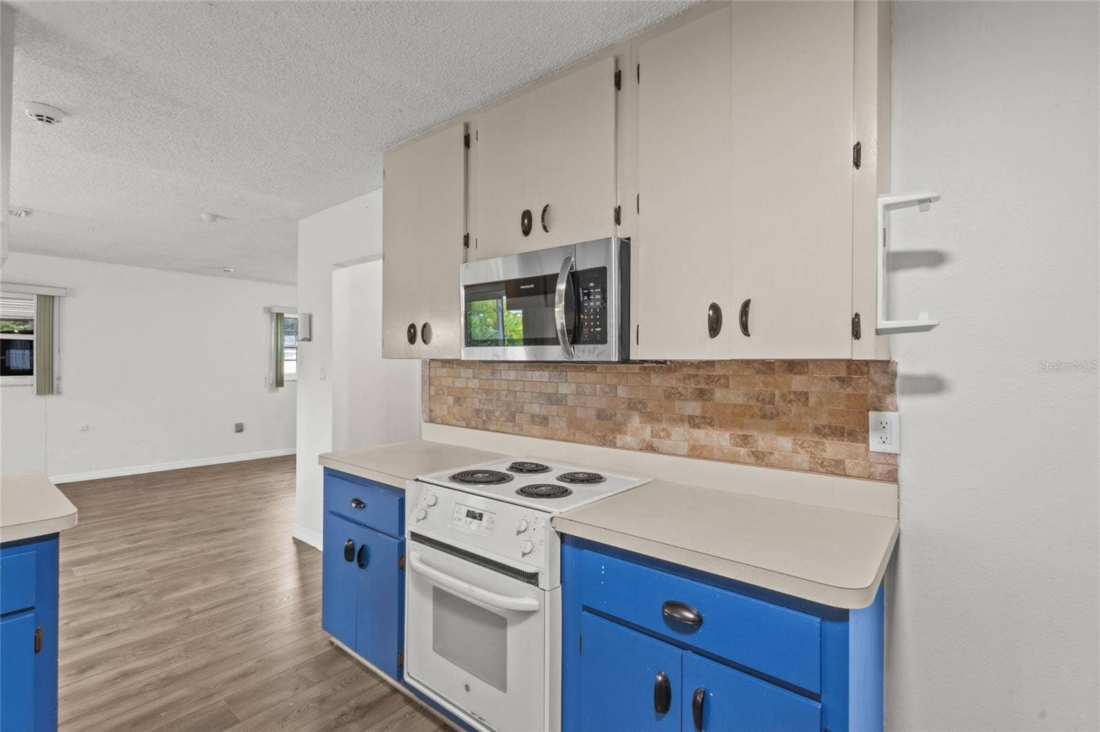 5318 17TH STREET W, Bradenton, FL 34207 Unit A Kitchen