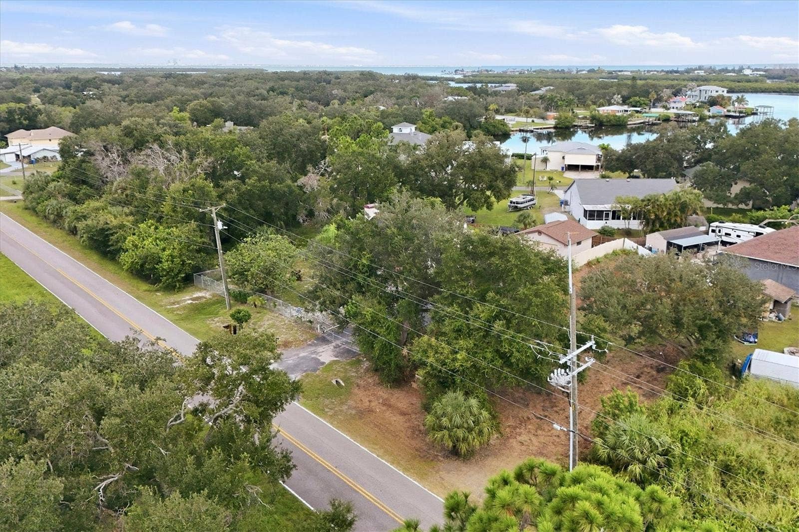 2607 GULF CITY ROAD, Ruskin, FL 33570 2607 GULF CITY ROAD, Ruskin, FL 33570
