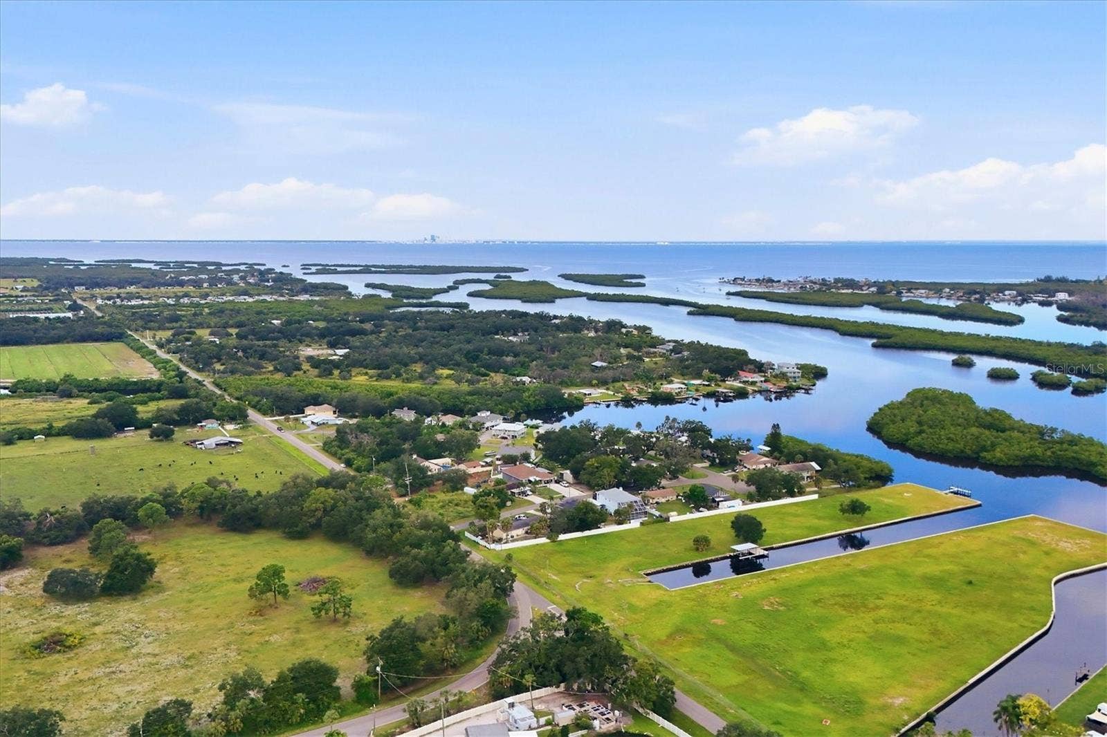 2607 GULF CITY ROAD, Ruskin, FL 33570 2607 GULF CITY ROAD, Ruskin, FL 33570