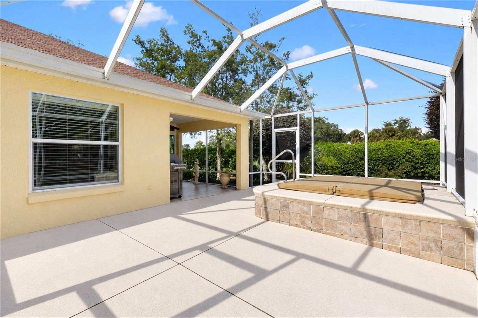 17765 SE 85TH CAUSTON COURT, The Villages, FL 32162