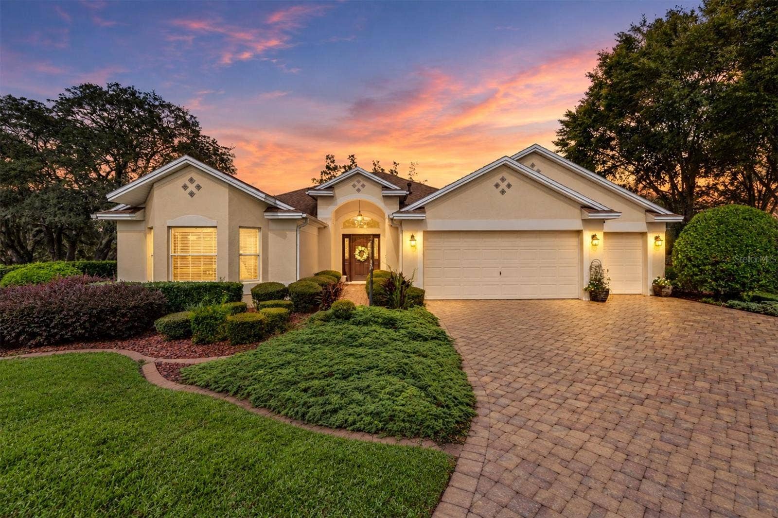 17765 SE 85TH CAUSTON COURT, The Villages, FL 32162