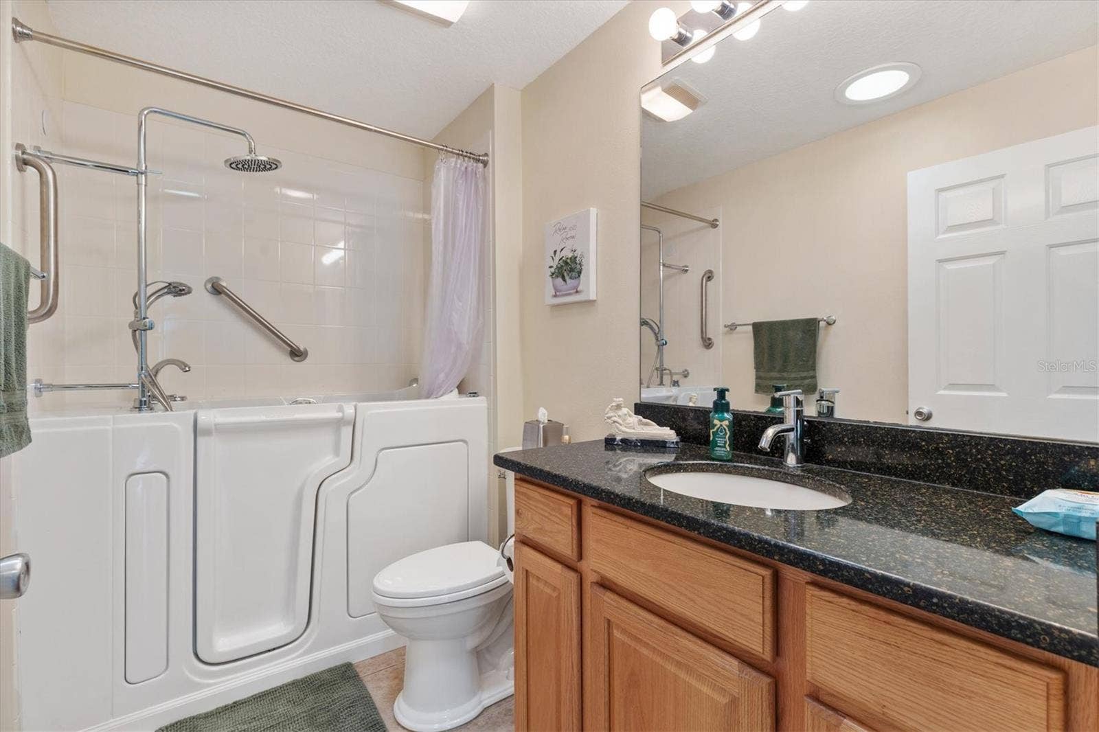 17765 SE 85TH CAUSTON COURT, The Villages, FL 32162