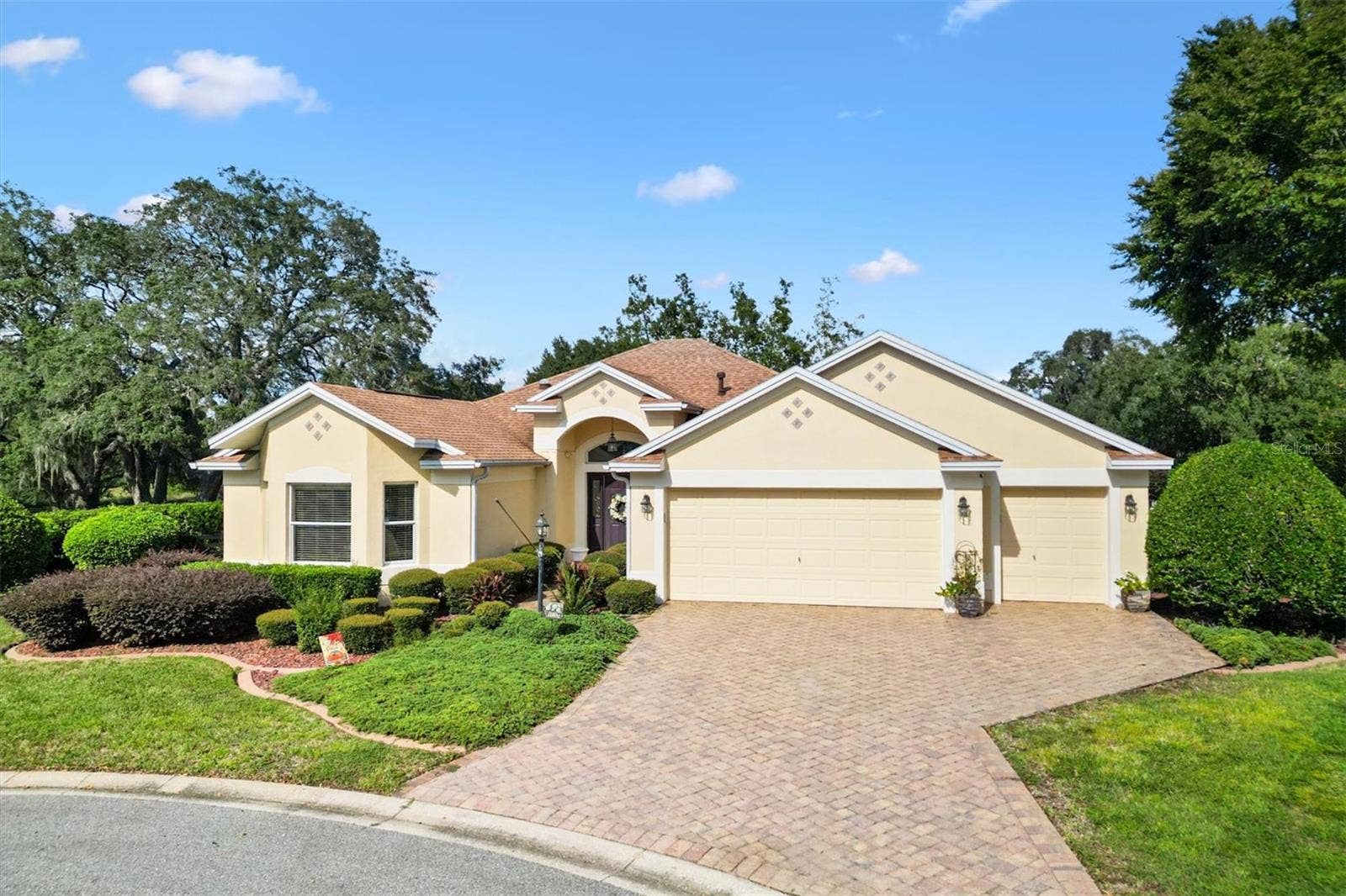 17765 SE 85TH CAUSTON COURT, The Villages, FL 32162