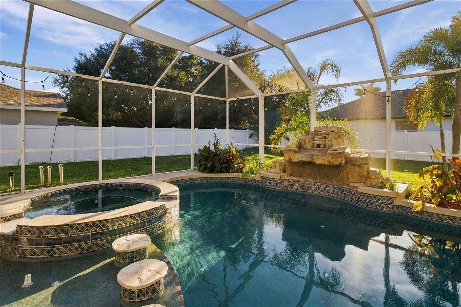 6274 AVENTURA DRIVE, Sarasota, FL 34241