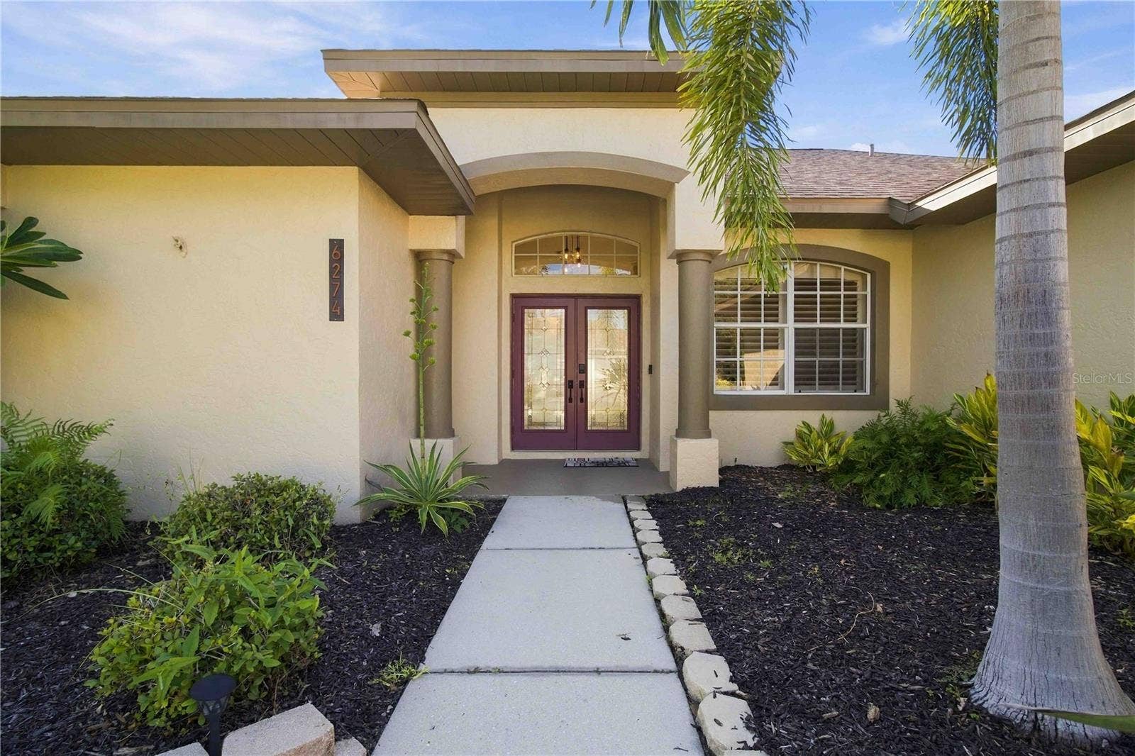6274 AVENTURA DRIVE, Sarasota, FL 34241