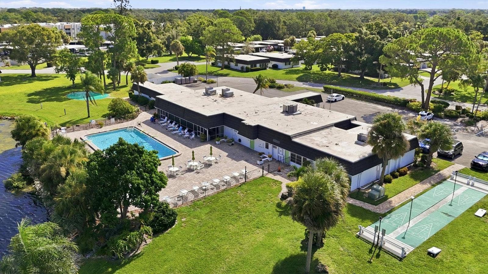 3944 LAKESIDE ROAD, #160, Sarasota, FL 34232
