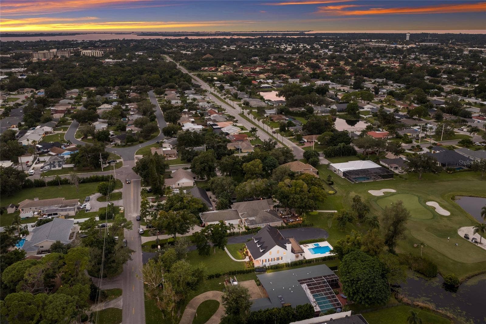 5060 18TH AVENUE W, Bradenton, FL 34209 Just a short distance to Palma Sola Bay and the Manatee River