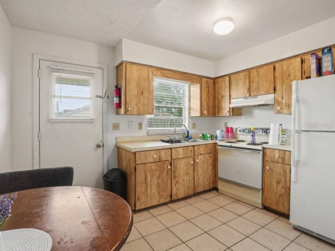 5661 STRUTHERS COURT, Winter Haven, FL 33884 5661 STRUTHERS COURT, Winter Haven, FL 33884