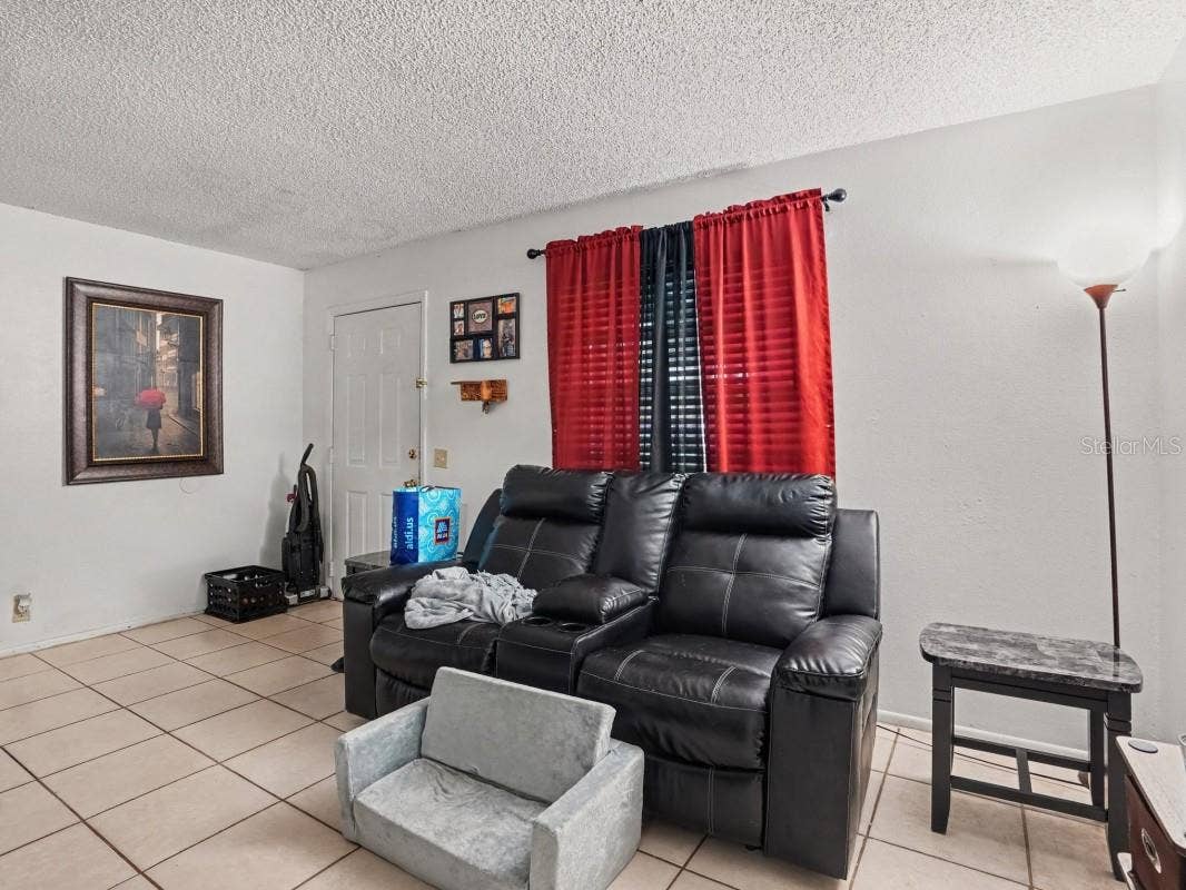 5661 STRUTHERS COURT, Winter Haven, FL 33884 5661 STRUTHERS COURT, Winter Haven, FL 33884