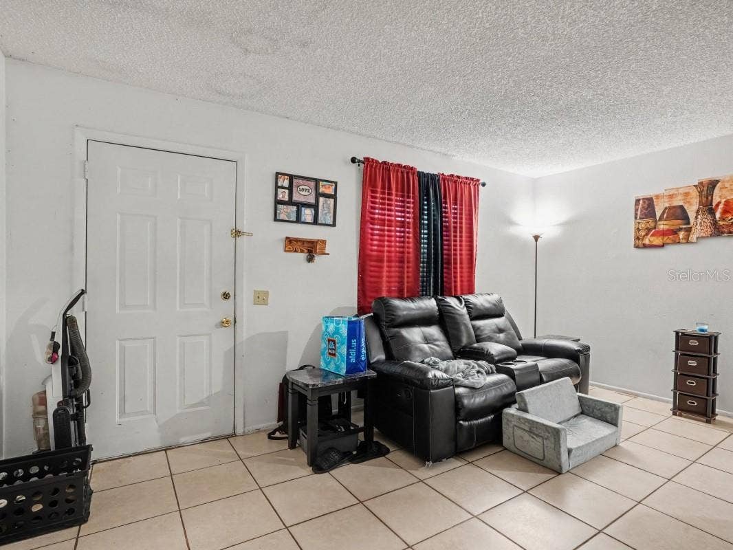 5661 STRUTHERS COURT, Winter Haven, FL 33884 5661 STRUTHERS COURT, Winter Haven, FL 33884