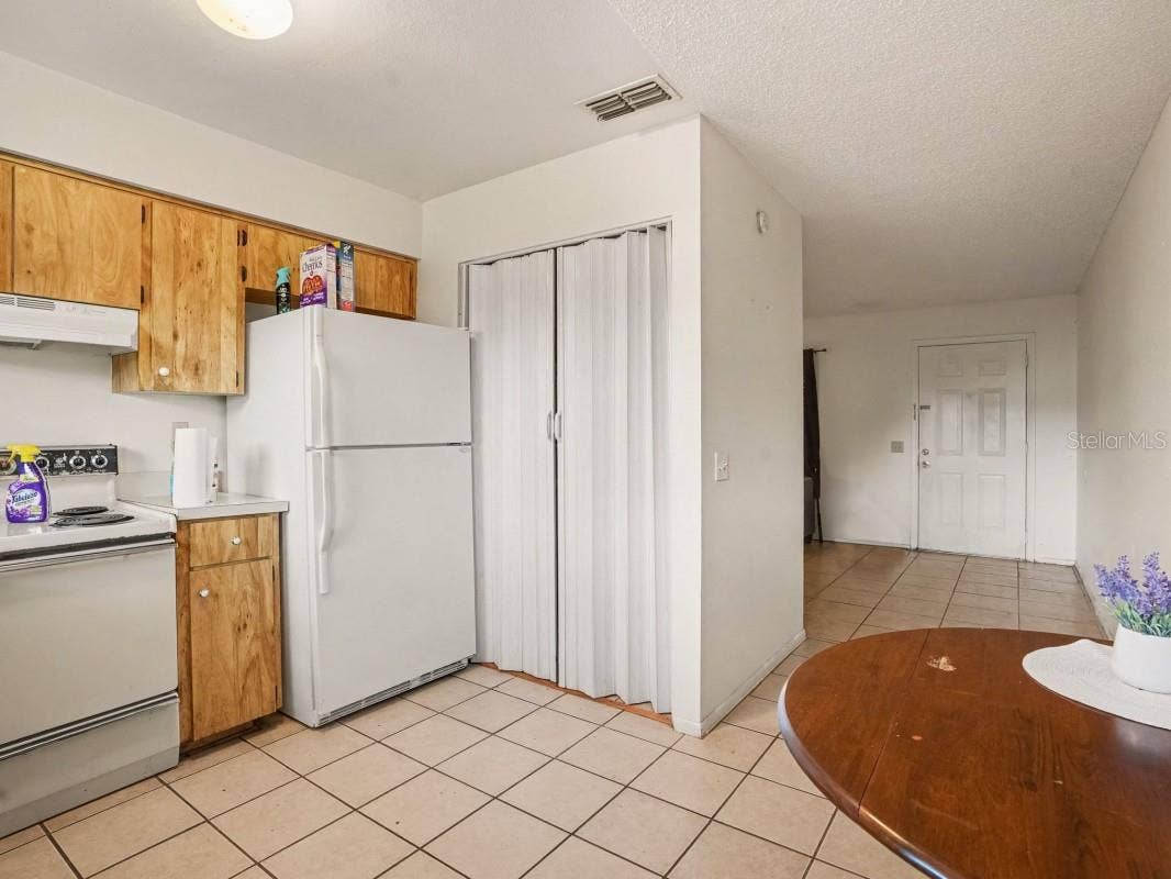 5661 STRUTHERS COURT, Winter Haven, FL 33884 5661 STRUTHERS COURT, Winter Haven, FL 33884