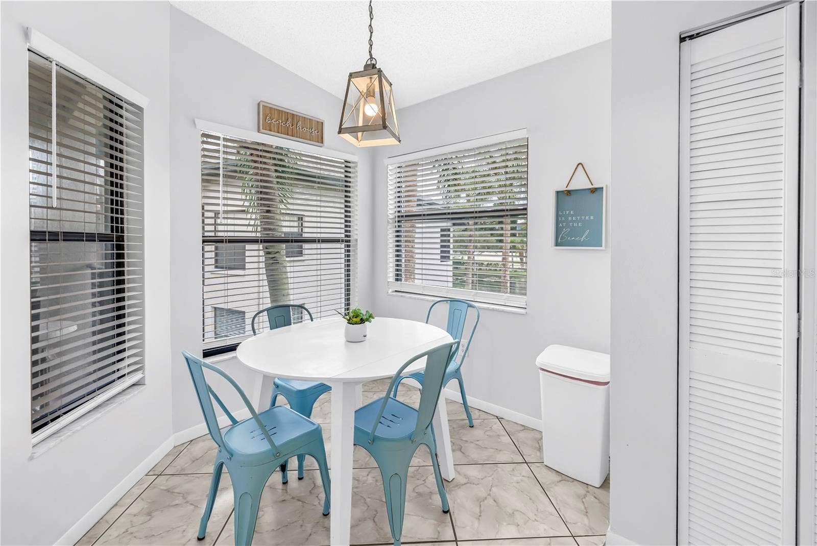 4610 47TH AVENUE W, #201, Bradenton, FL 34210 Eat In Kitchen