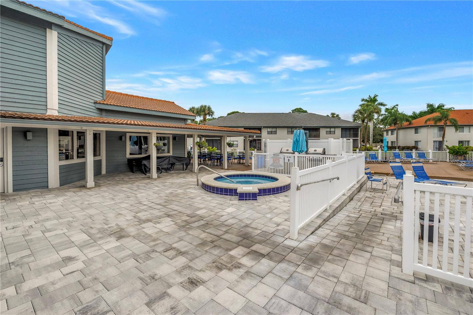 4610 47TH AVENUE W, #201, Bradenton, FL 34210 4610 47TH AVENUE W, #201, Bradenton, FL 34210