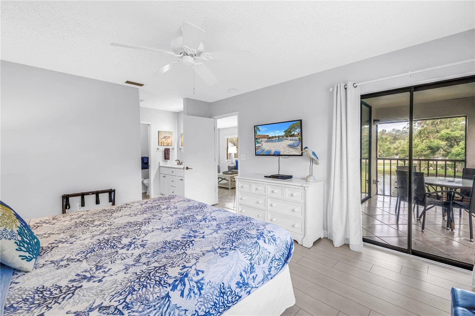4610 47TH AVENUE W, #201, Bradenton, FL 34210 4610 47TH AVENUE W, #201, Bradenton, FL 34210