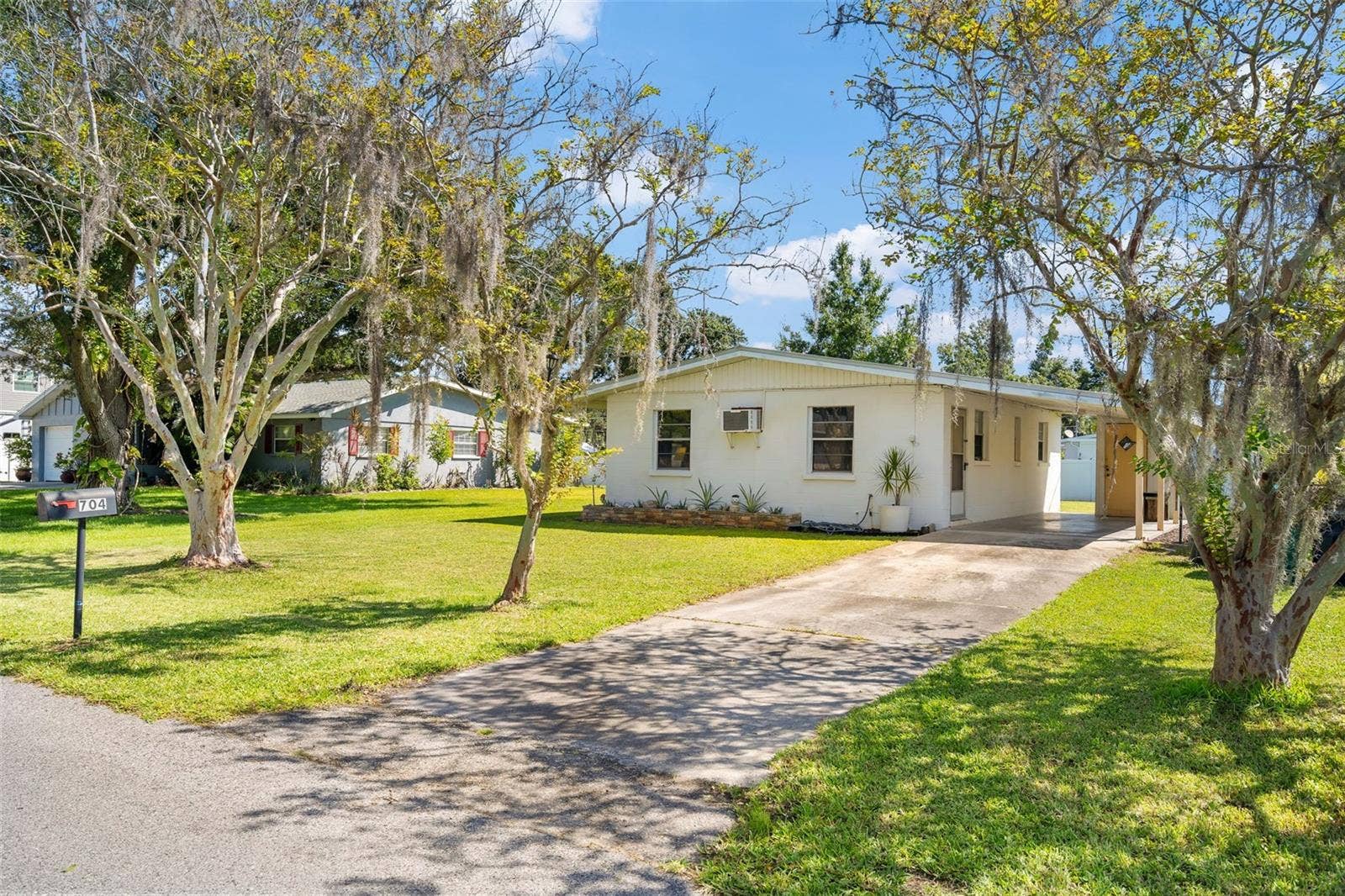 704 19TH AVENUE W, Palmetto, FL 34221 704 19TH AVENUE W, Palmetto, FL 34221