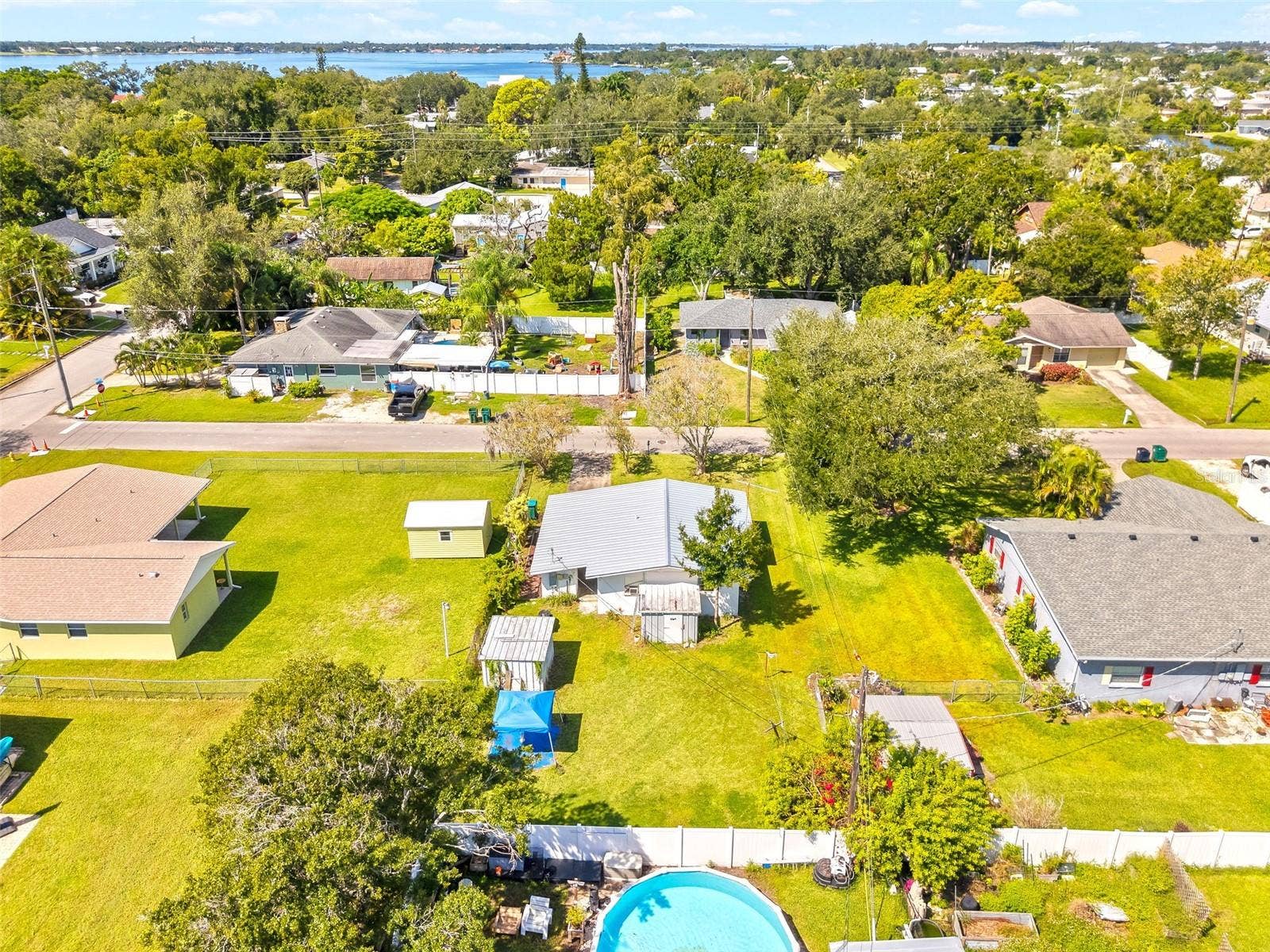 704 19TH AVENUE W, Palmetto, FL 34221 704 19TH AVENUE W, Palmetto, FL 34221