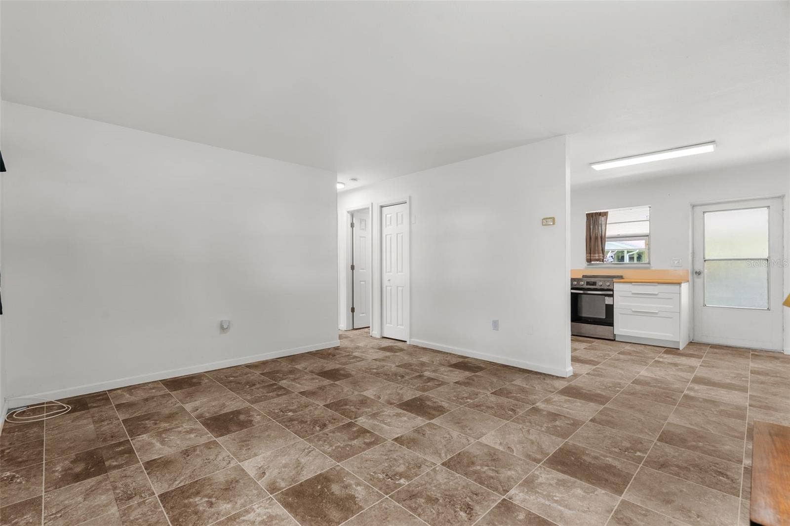 704 19TH AVENUE W, Palmetto, FL 34221 704 19TH AVENUE W, Palmetto, FL 34221
