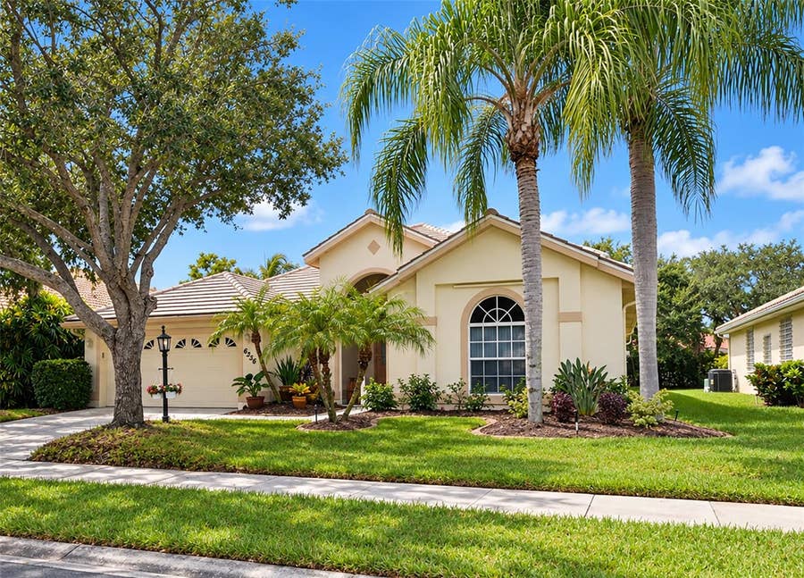 Property photo for 6256 DONNINGTON COURT, Sarasota, FL