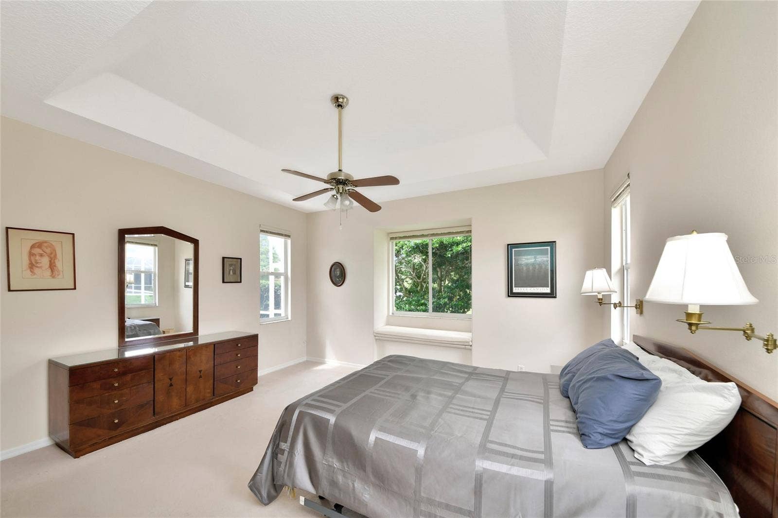 6256 DONNINGTON COURT, Sarasota, FL 34238 Primary suite w/ tray ceiling and window banquet