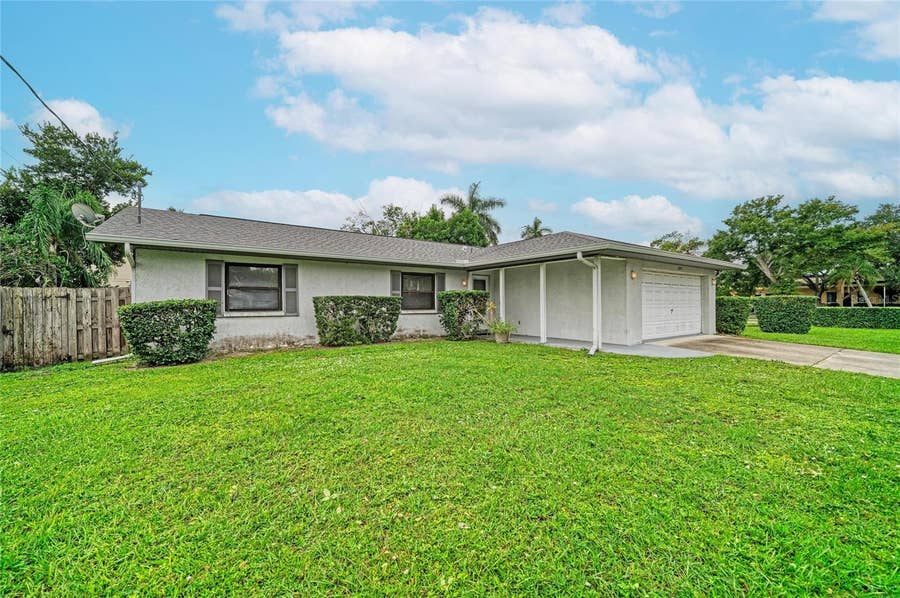 Property photo for 4205 4TH AVENUE W, Bradenton, FL