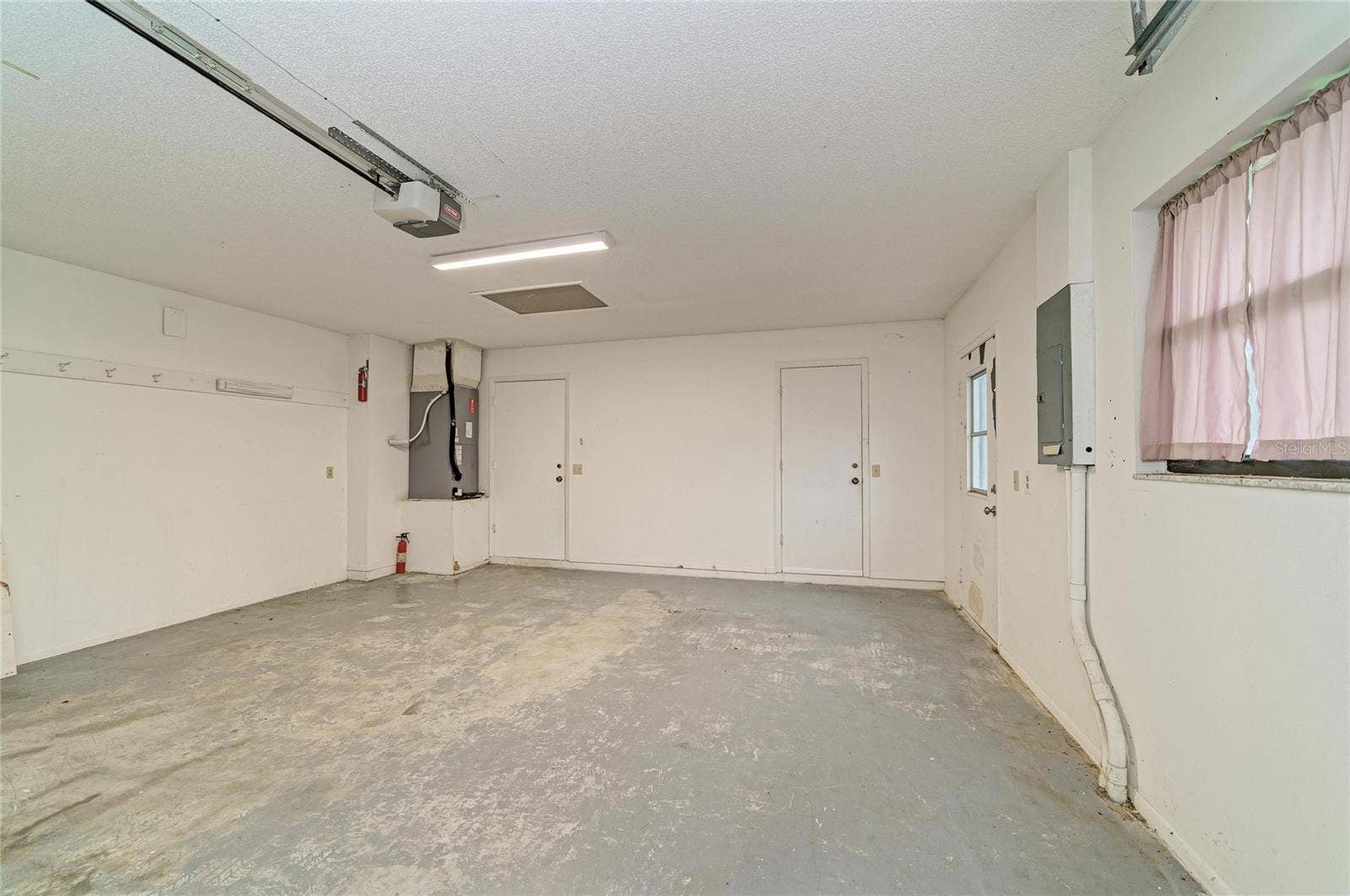 4205 4TH AVENUE W, Bradenton, FL 34209